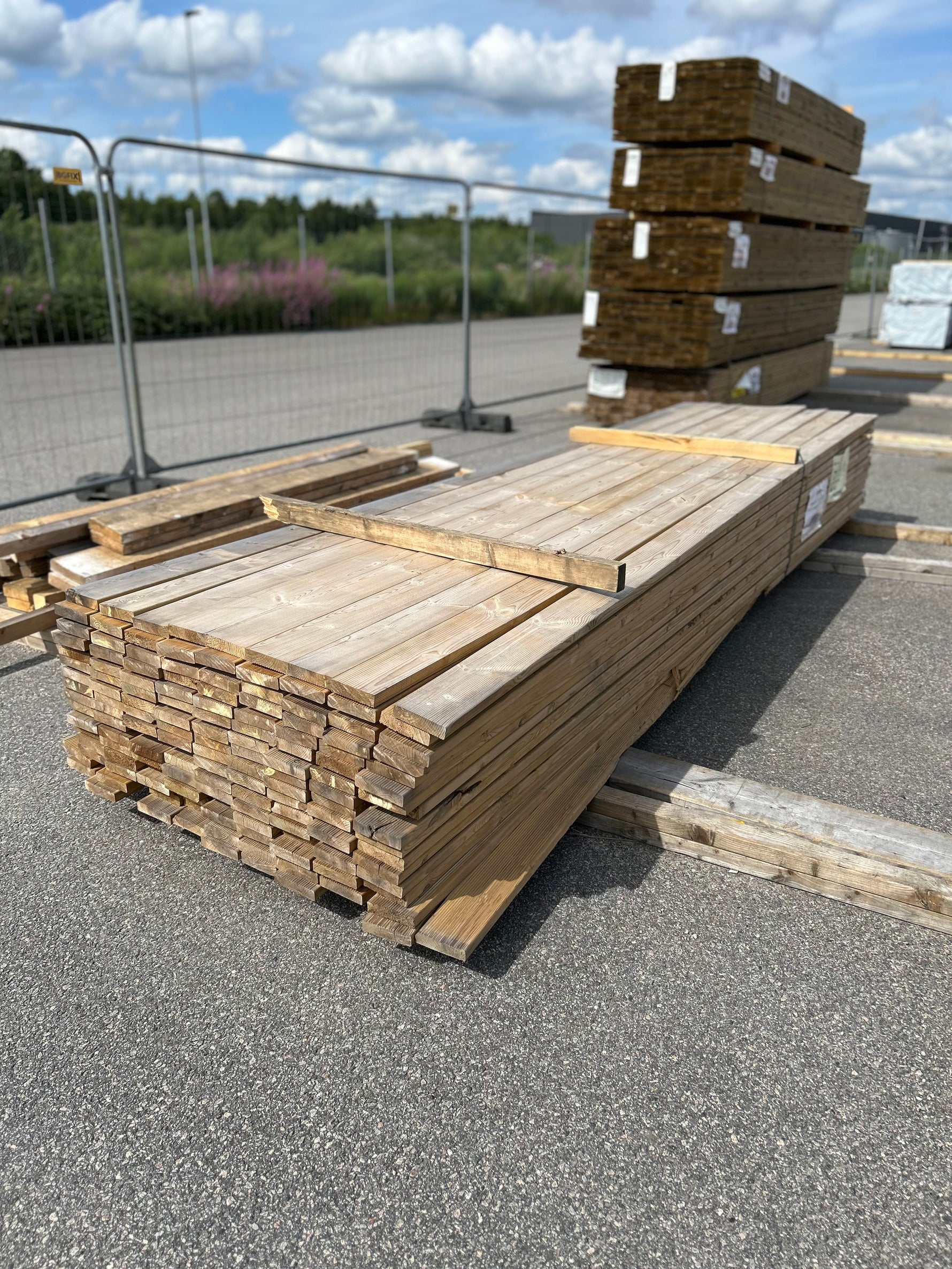 Paket Tryckimpregnerad Rillad Trall 28x120mm, 144st 4.20m