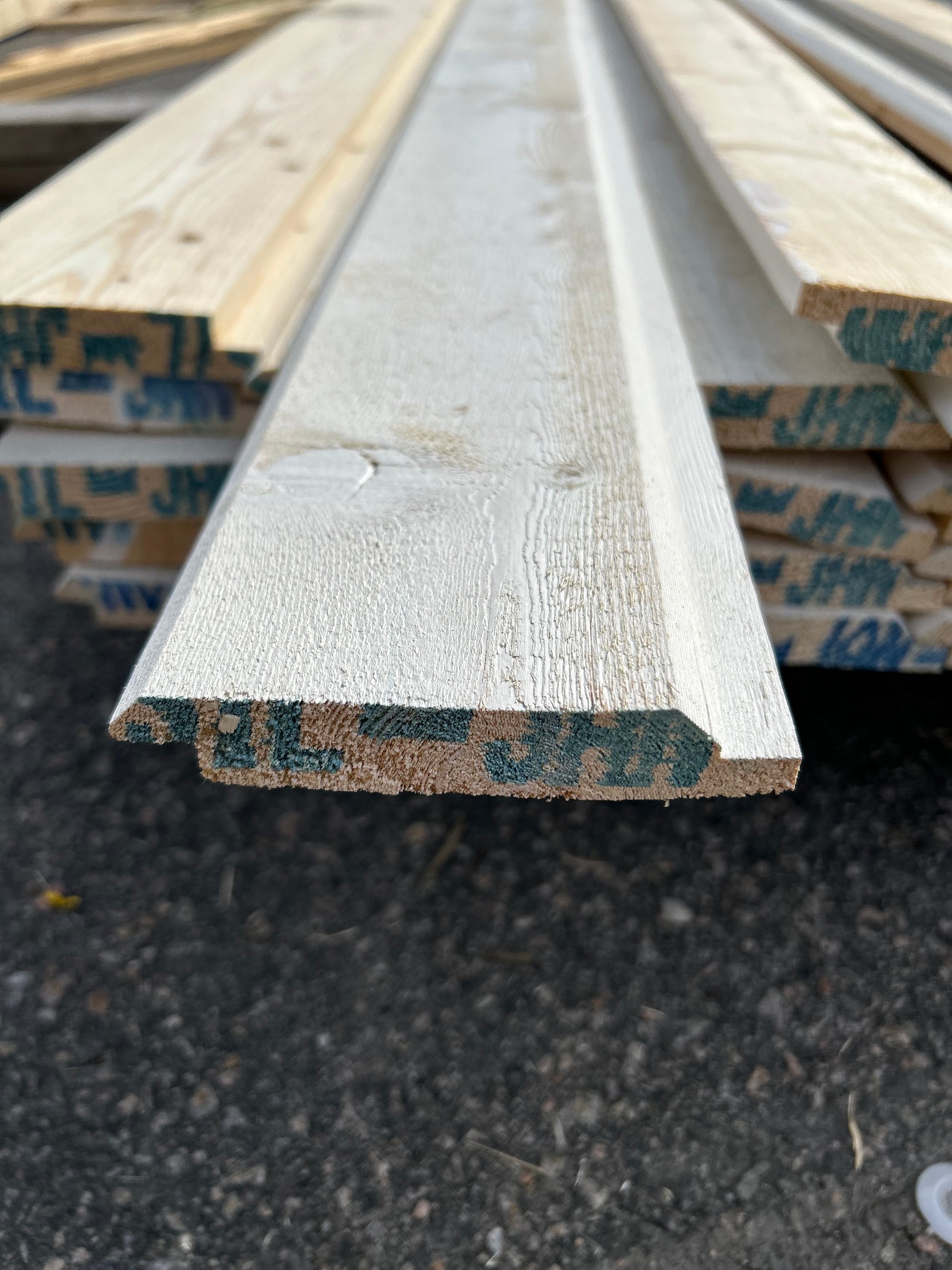 Paket Dubbelfas Halvspont 22x120mm 4,80m 42st Grundmålad