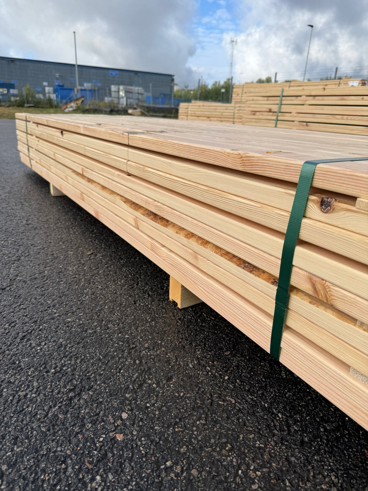 Parti Glespanel 28x70 mm – 4,20 m Furu 135 st