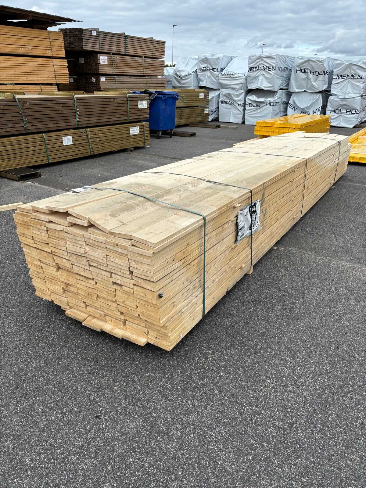 Paket Finsågade Brädor 22x145 mm – 5,10–5,40 m (B-sortering)