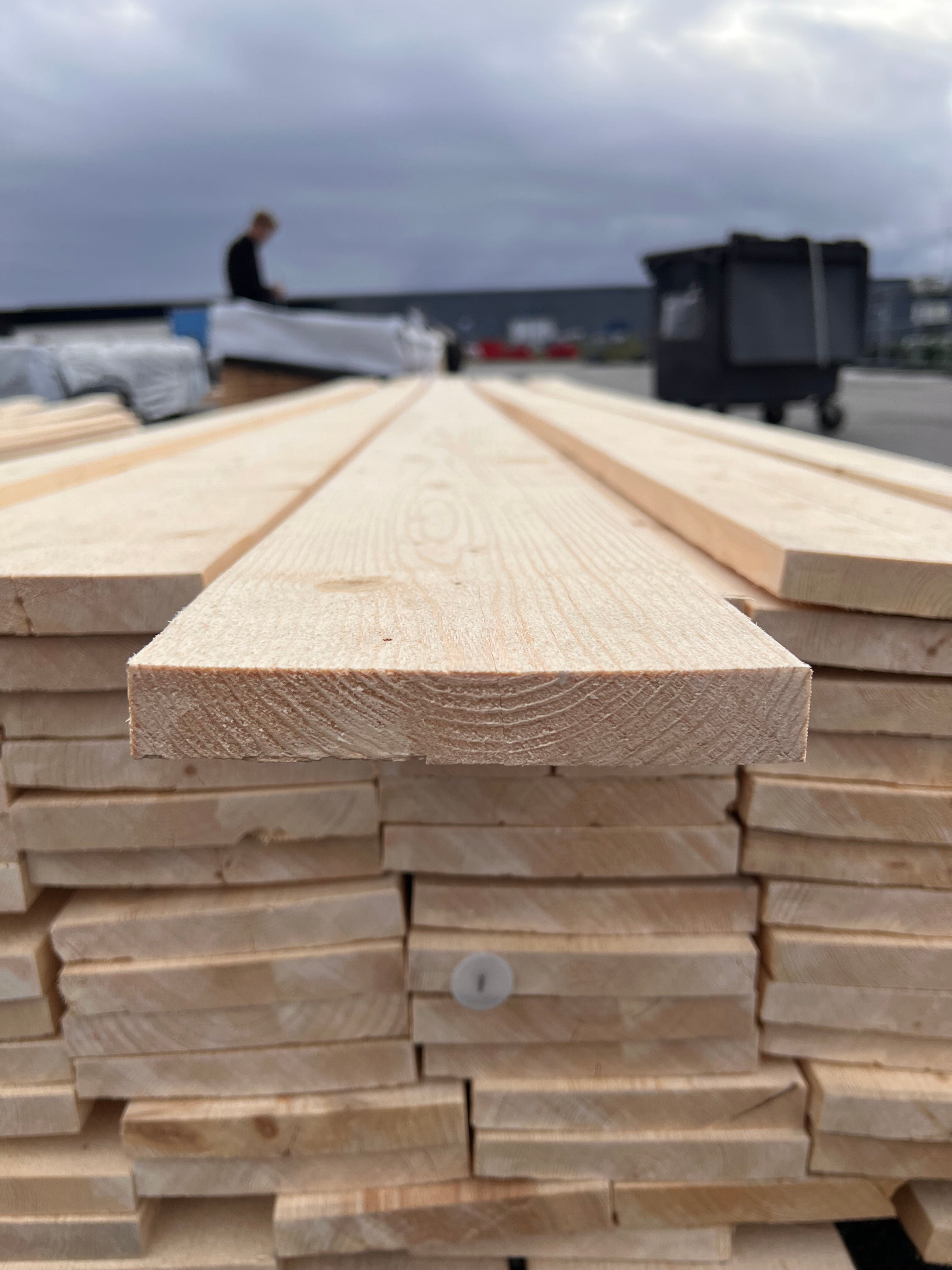 Paket Ytterpanelbräda 22x145mm, 84st- 4.60m (B-sort Felhyvlad)