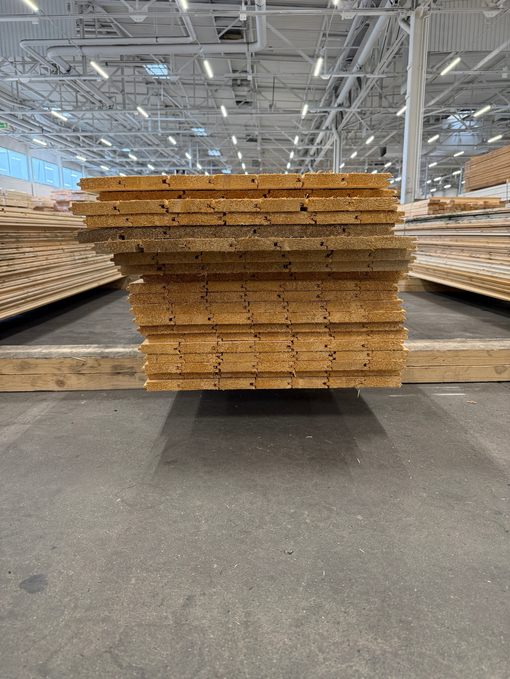 Parti Råspontluckor 20x540x3600mm 20st (Fuktskadad)