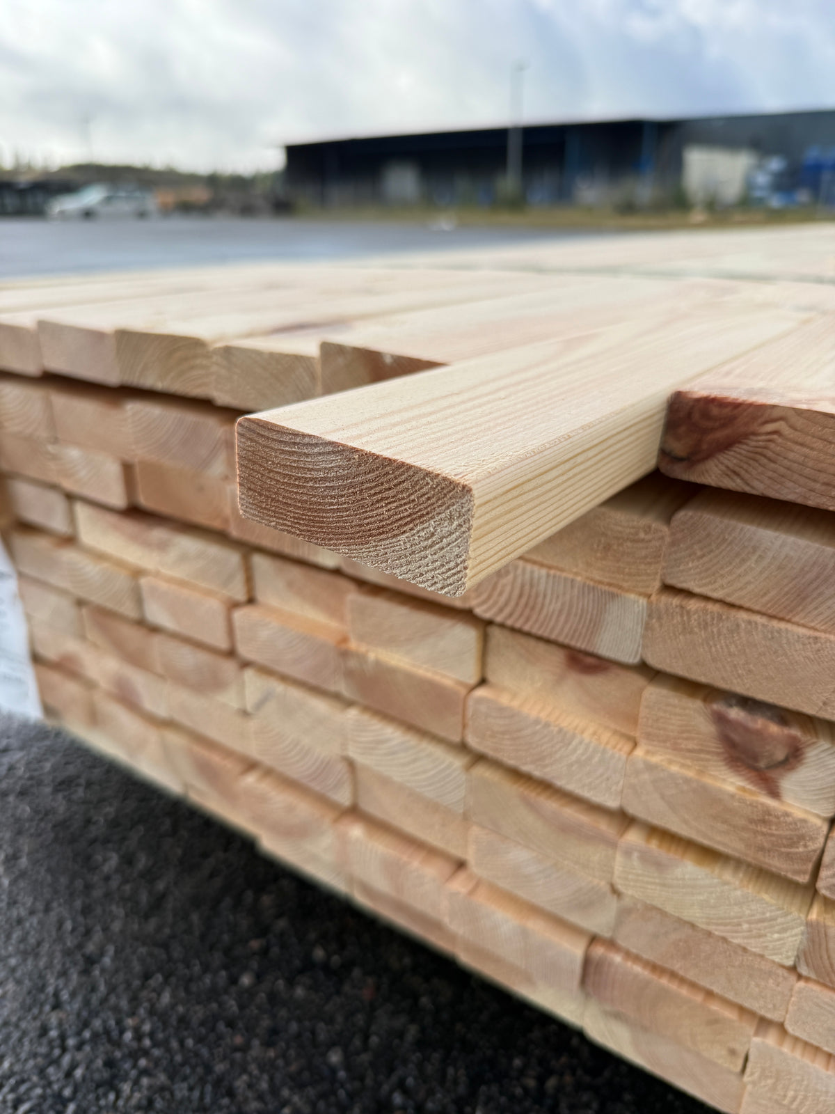 Parti Glespanel 28x70 mm – 4,20 m Furu 135 st
