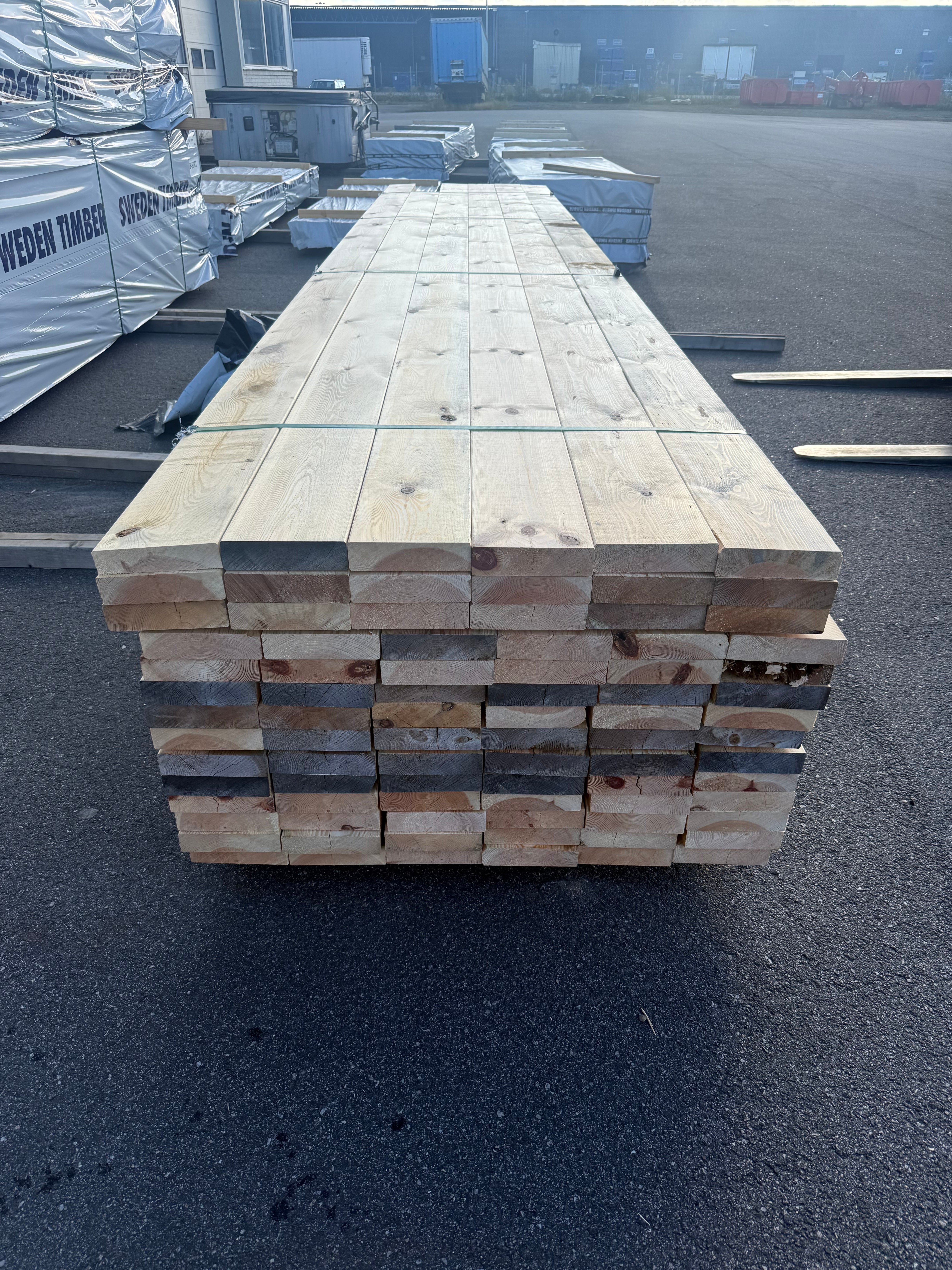 Paket Reglar 45x170 – 84 st (4,80 m, furu)