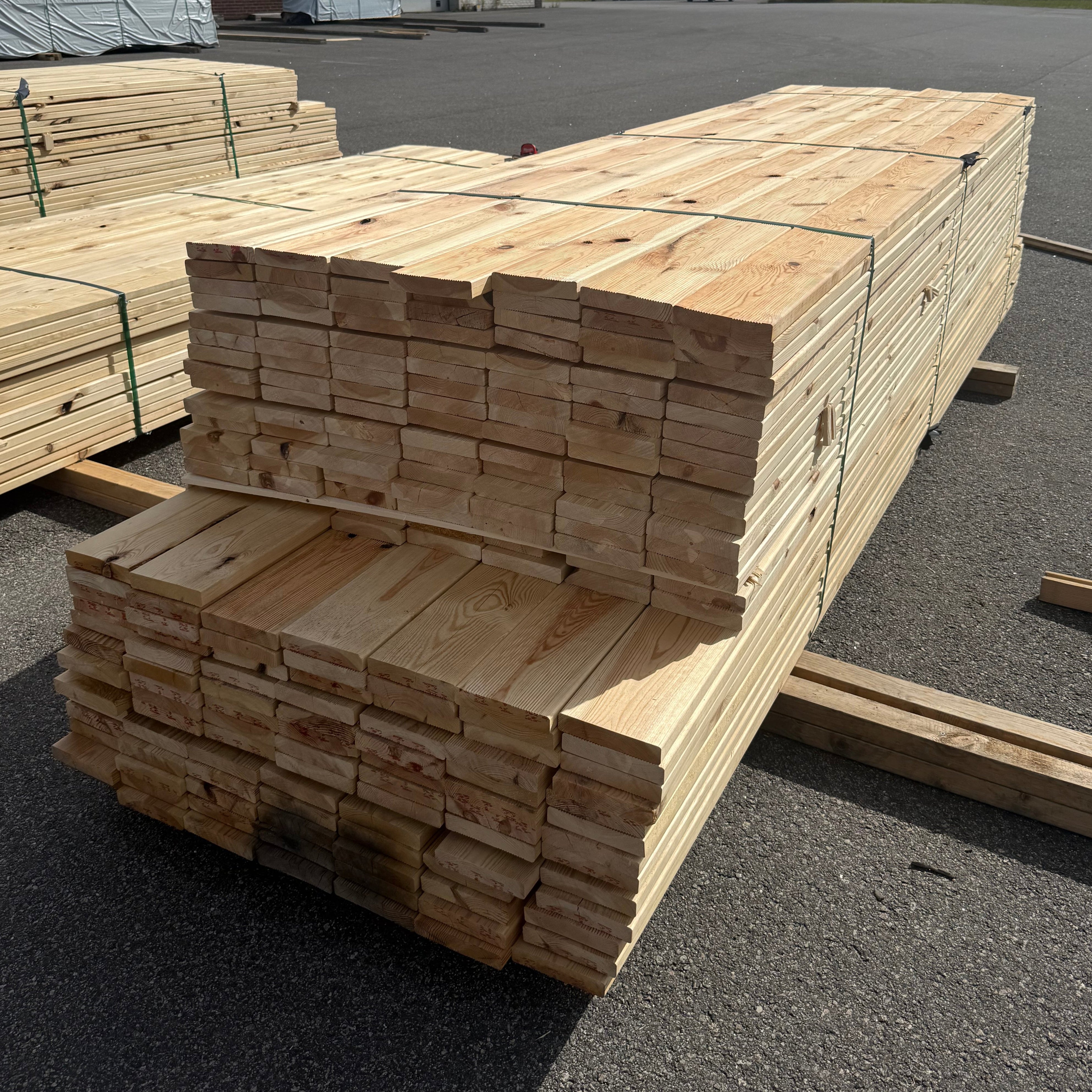 Paket Rillad Trall 28x145 mm Furu (Sekunda)