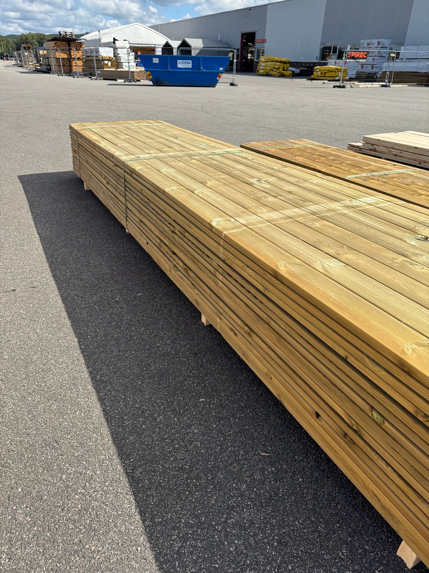 Paket Slät Trall 28x120 – 144st – 5.40 m – NTR AB – ANDRASORTERING
