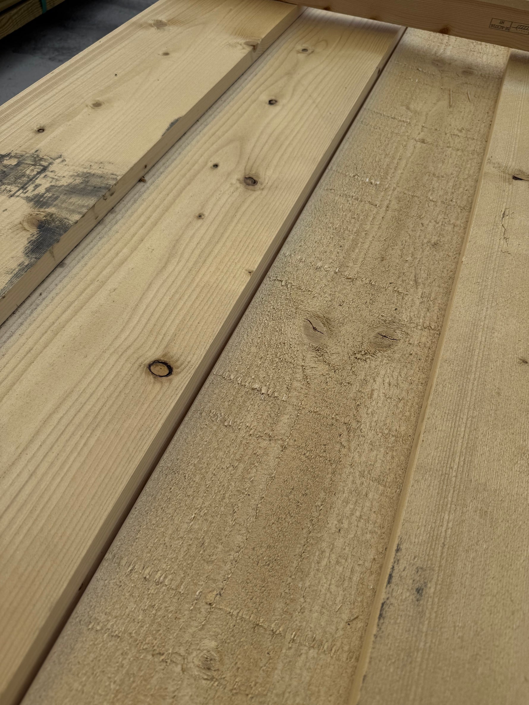 Paket Finsågade Brädor 22x195mm, 61st 5,40m (Revor)