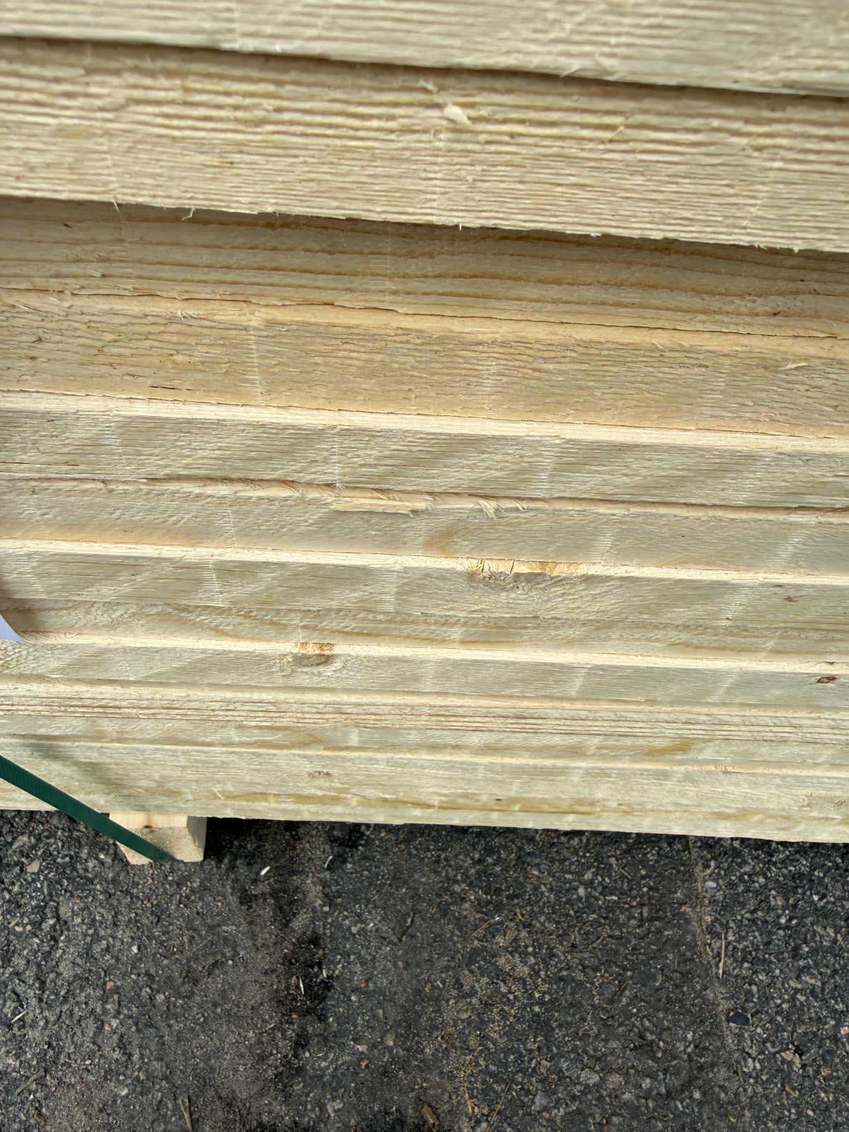 Paket Finsågade Brädor 22x95 mm – 3,60m 275st (Obehandlade)