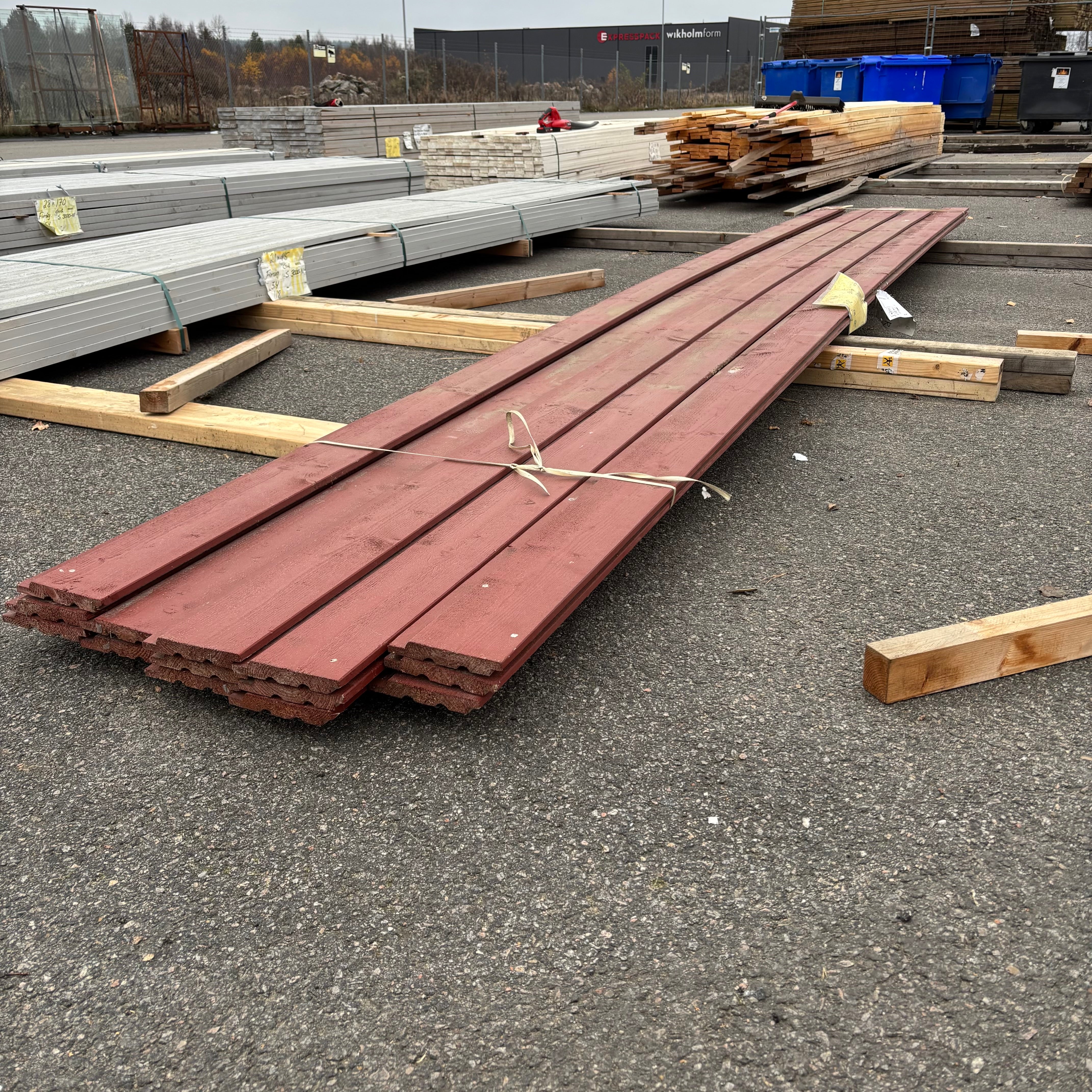 Paket Ytterpanel Falsad Enkelfas 24x147 mm – 14 st (5,10 m, Brandröd)