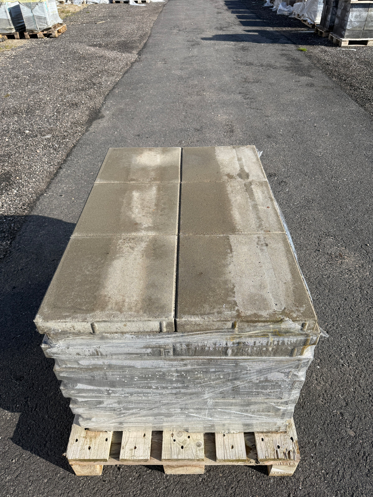 Marksten 50×350×350 mm – Klassisk Helplatta Naturgrå
