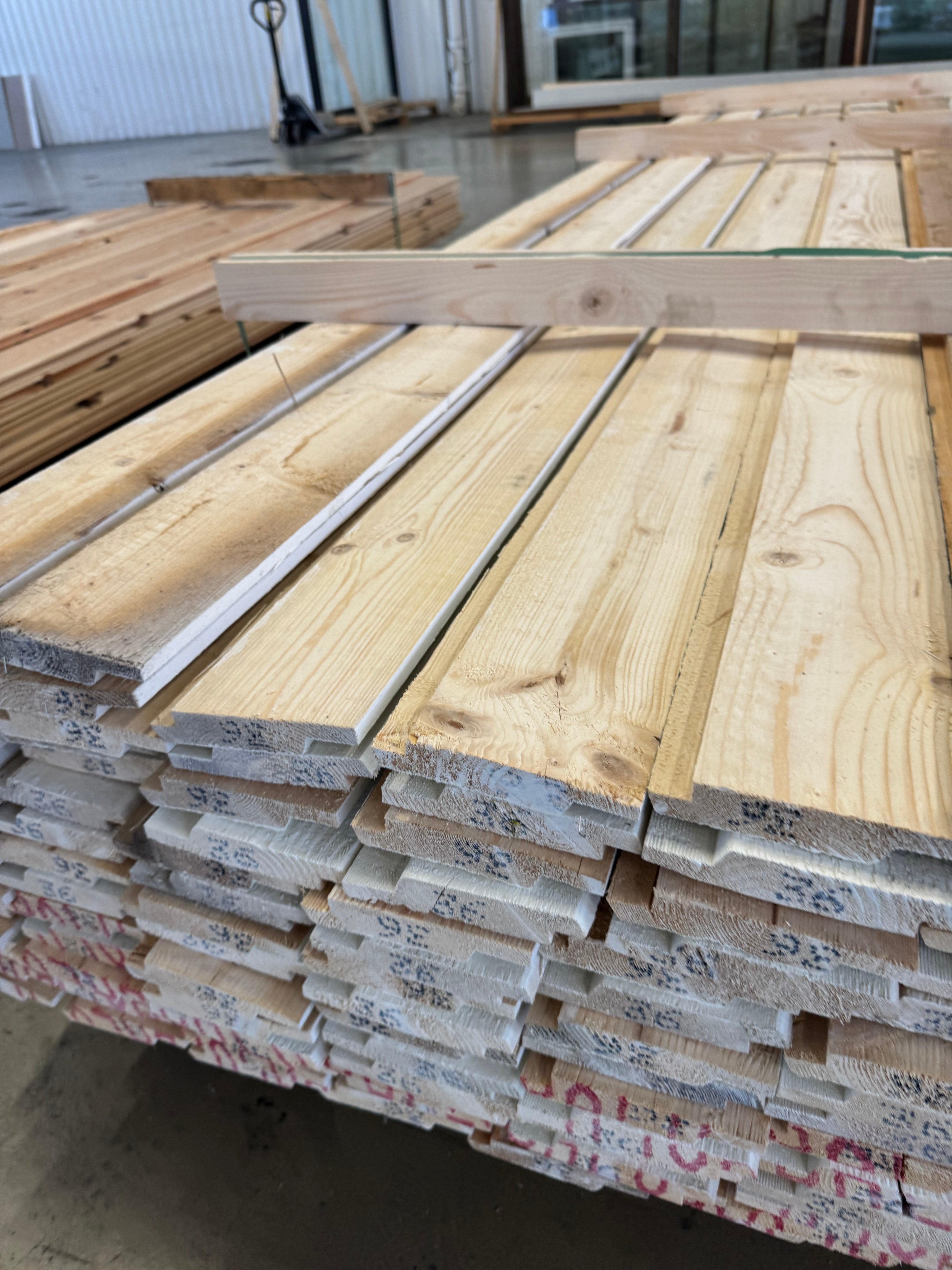 Paket Spårpanel Falsad Fasade 22x120 – 141st 3.60m