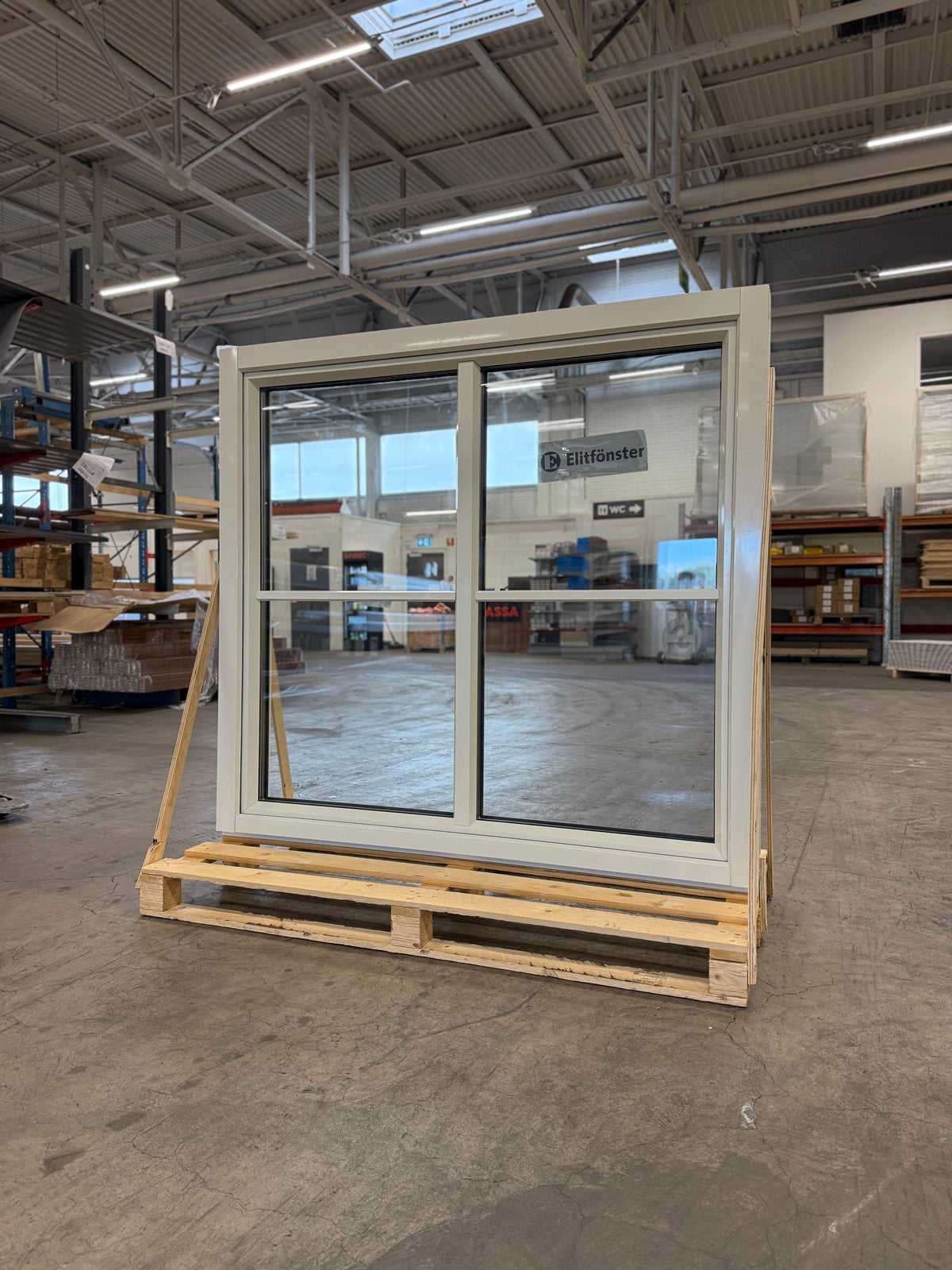 Fönster 158x148 cm – 3-glas, vitt inåtgående