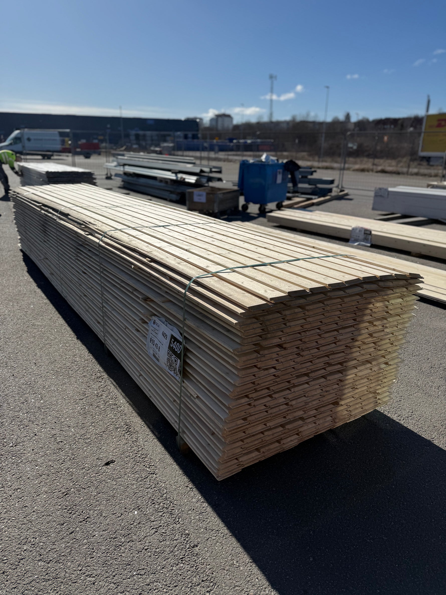 Paket Ytterpanel Enkelfas Fals 22x120mm – 260 st 5,40 m Obehandlad Gran - Spirec