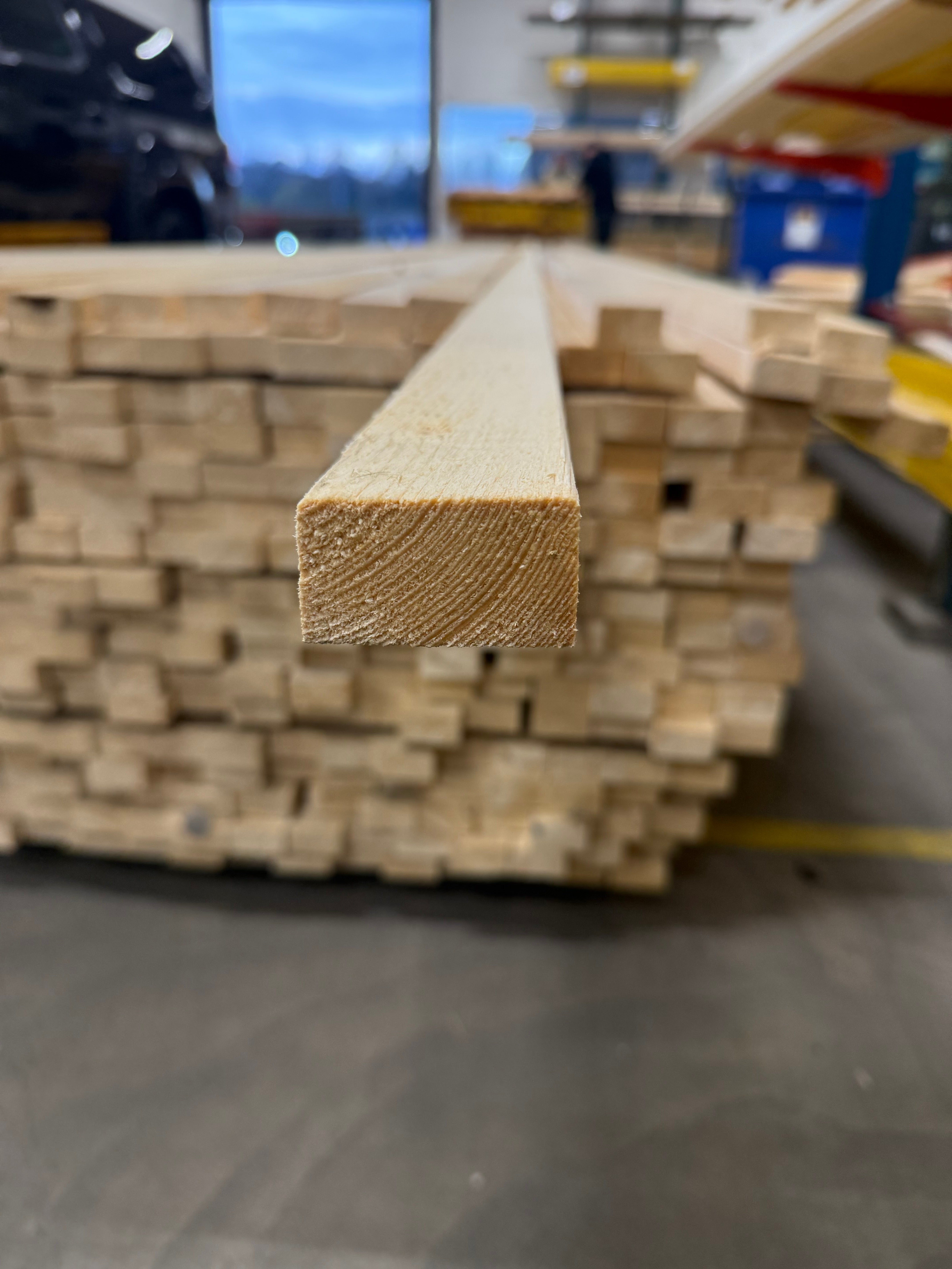 Finsågad Lockläkt 28x52mm 5.40m