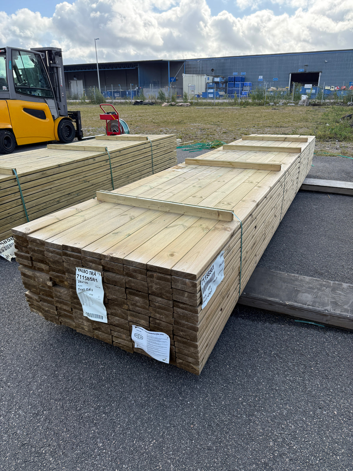 Paket Tryckimpregnerad Trall 28x120mm, 153st 5,10m (G4-2)