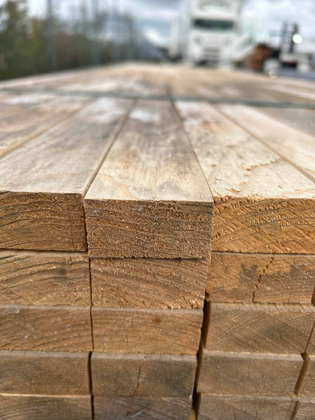 Paket Läkt 25x48mm 3,60m 430st – Fuktskadat