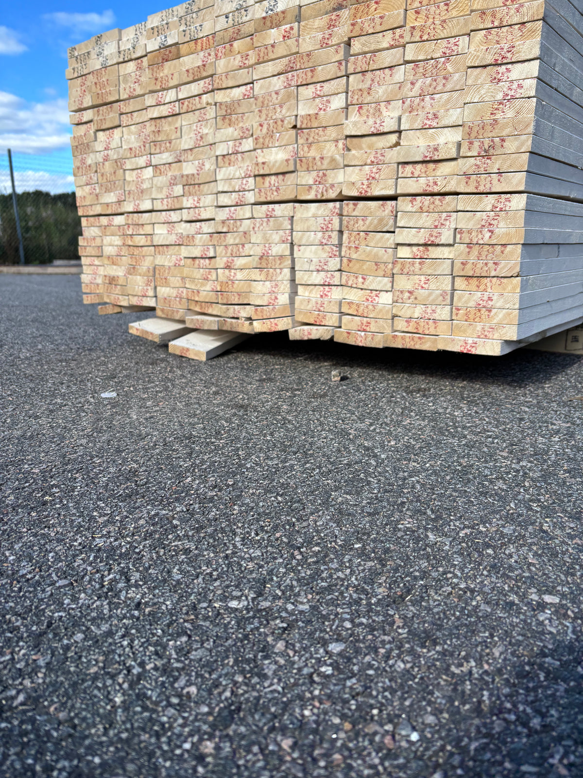 Paket Finsågade Brädor 22x95mm 3,60m 286st Vit Mellanstrukna