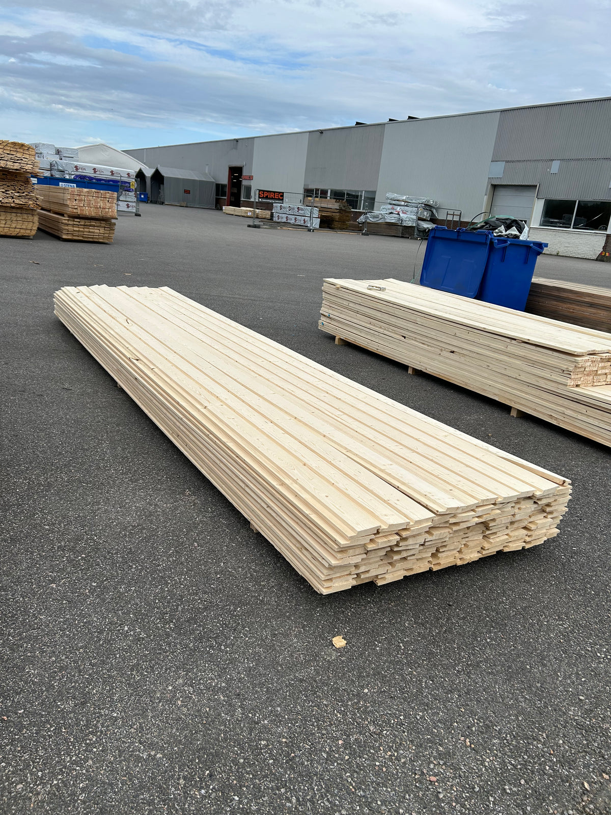 Paket Springpanel 22x120 mm – 4,80m 110st (Andra sortering)