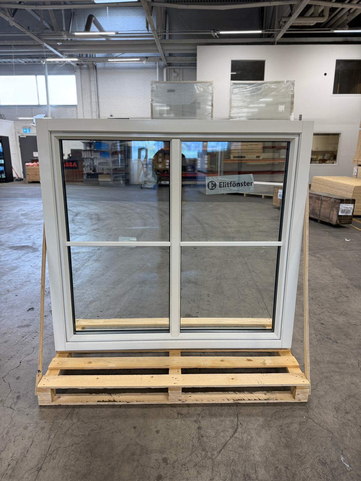 Fönster 158x148 cm – 3-glas, vitt inåtgående