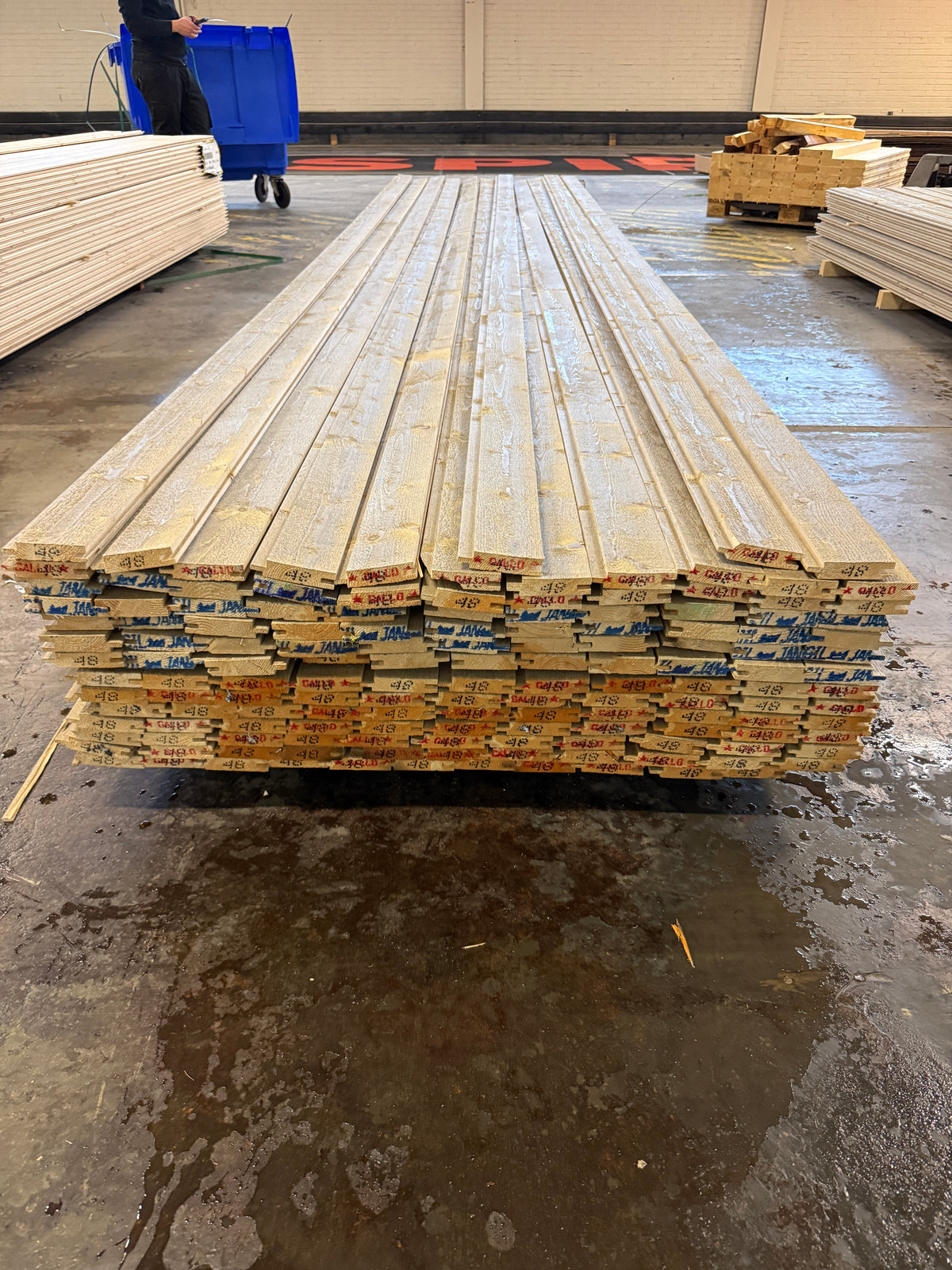 Paket Spårpanel Lasyr 22×95 mm 4,80 m – 143 st