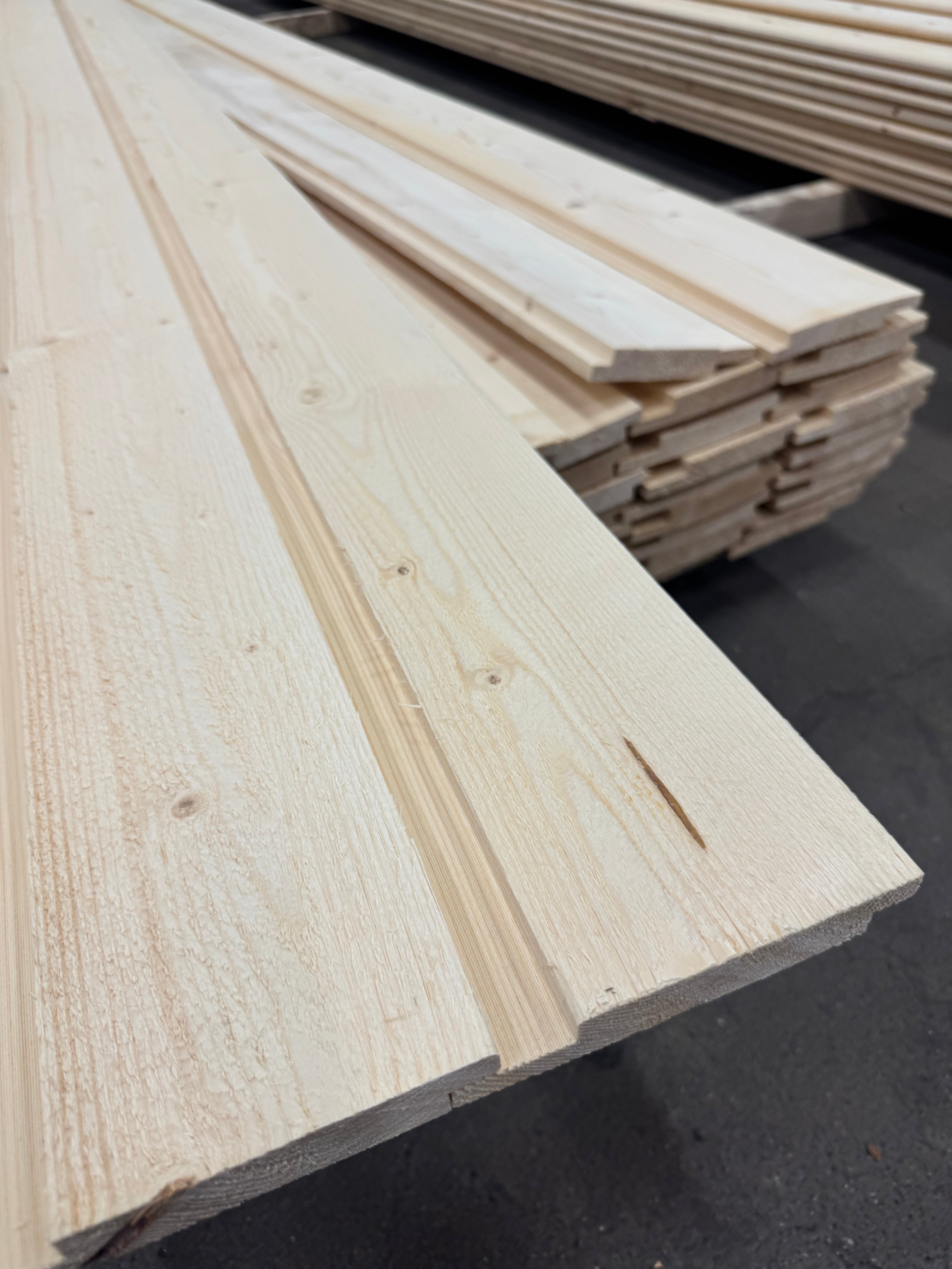 Paket Ytterpanel 22x145mm 66st 4.20m