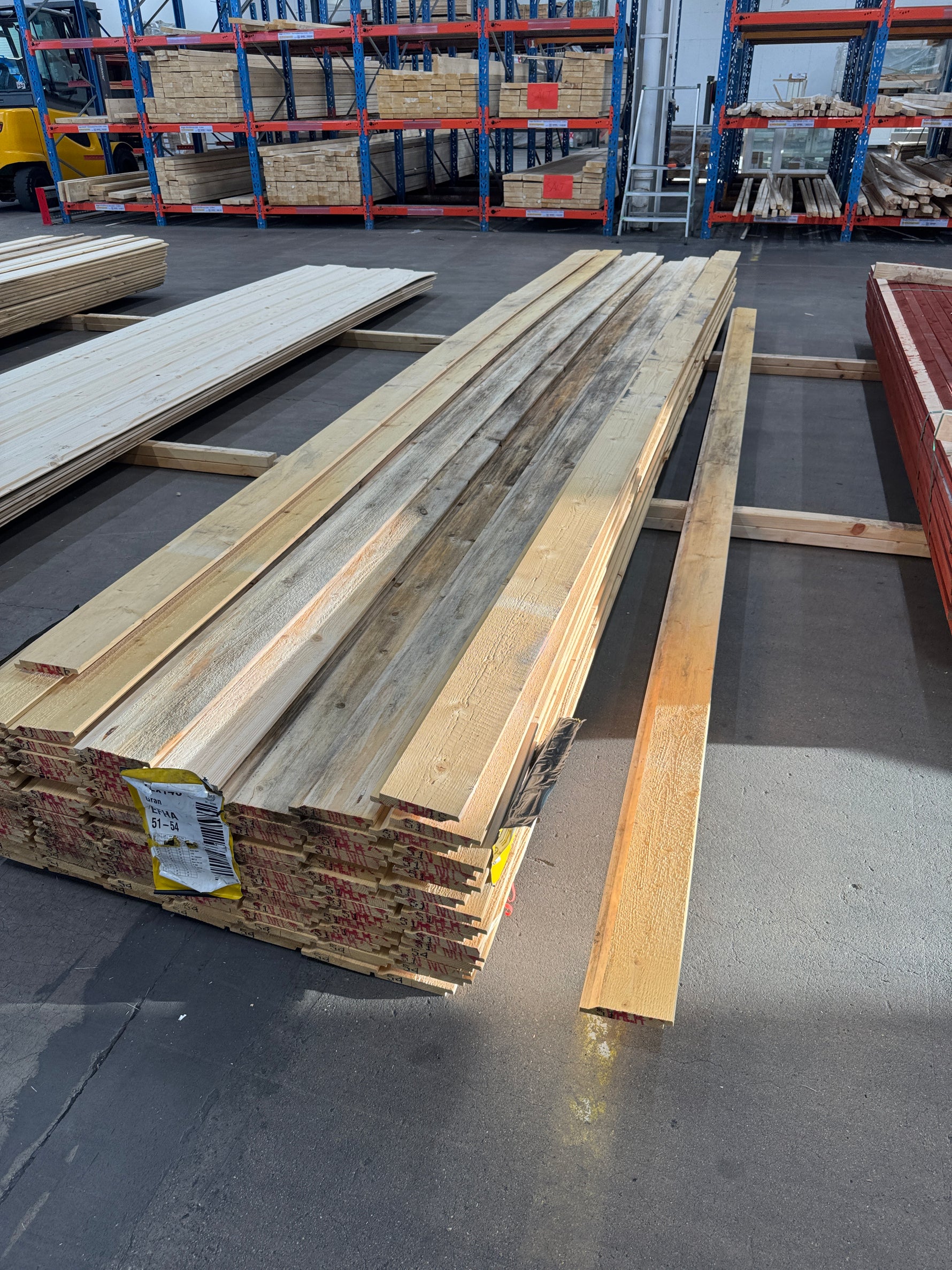 Paket Ytterpanel 22x145mm 4,80–5,40m – 110 st Vattenskadat