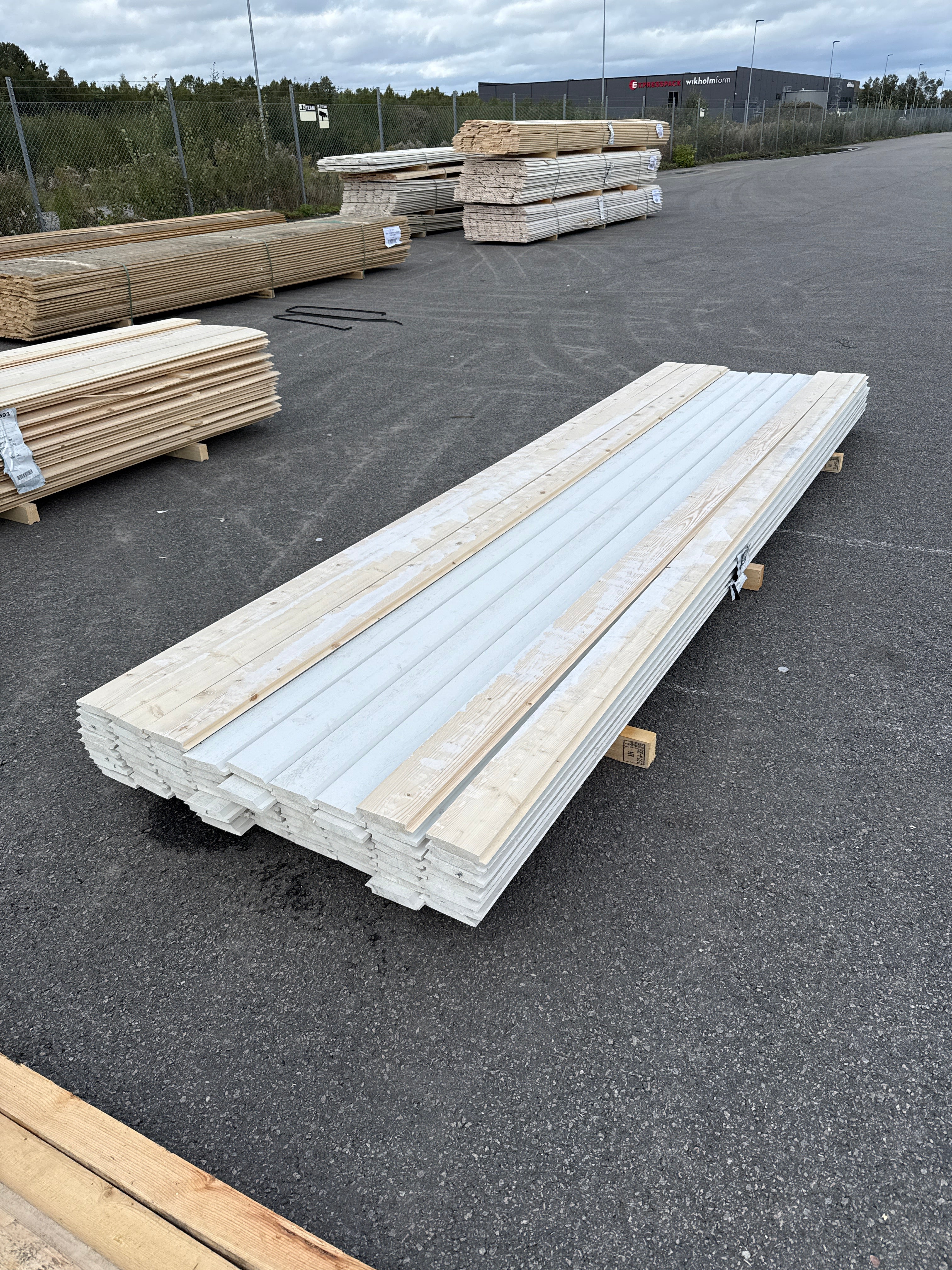 Paket Falsad Dubbelfas 22x120mm, 68st 3,60m Grundmålad
