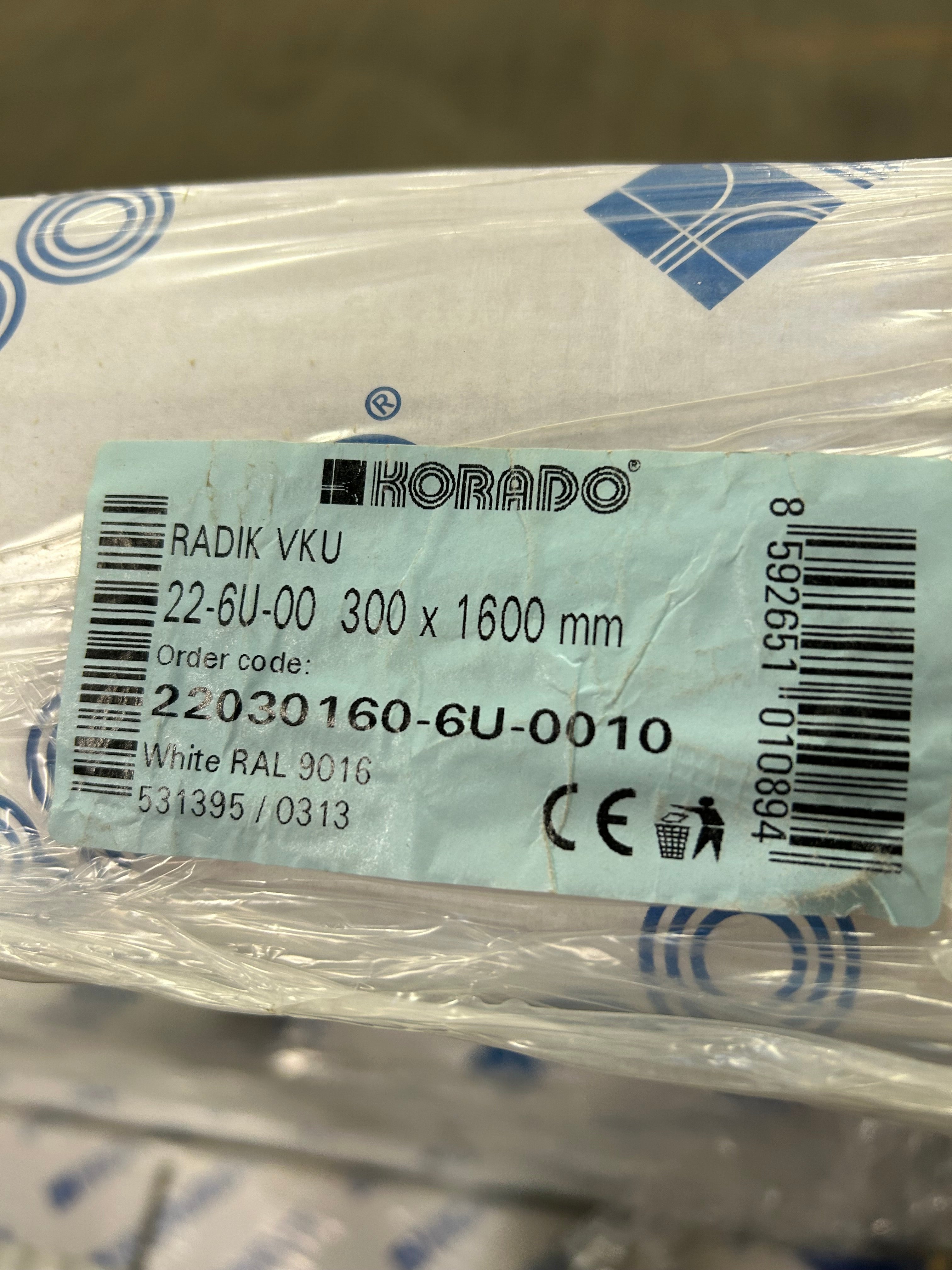 Element Korado 100x300x1600mm