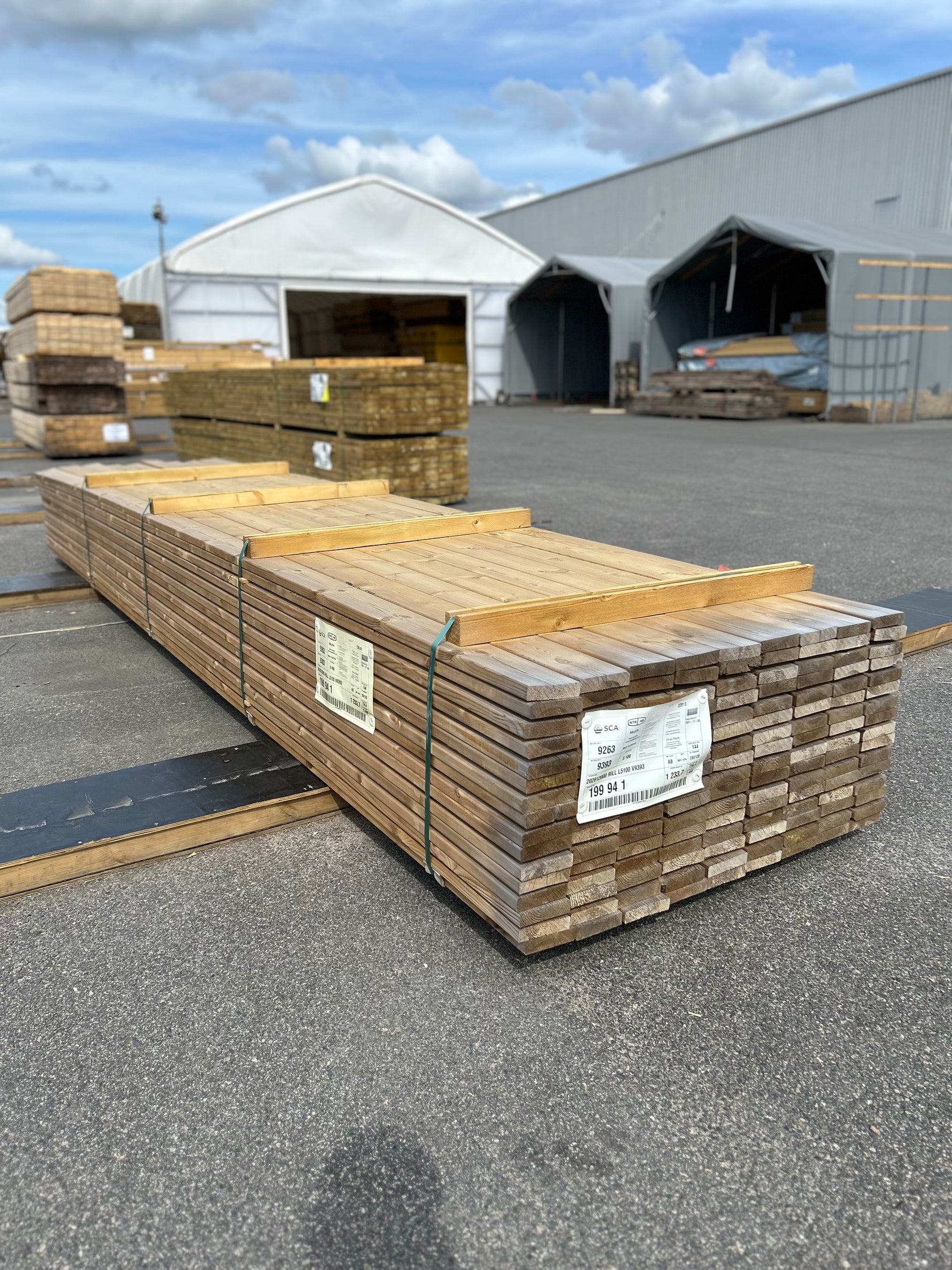Paket Tryckimpregnerad Rillad Trall 28x120mm 5,10m 144st Väderbitet