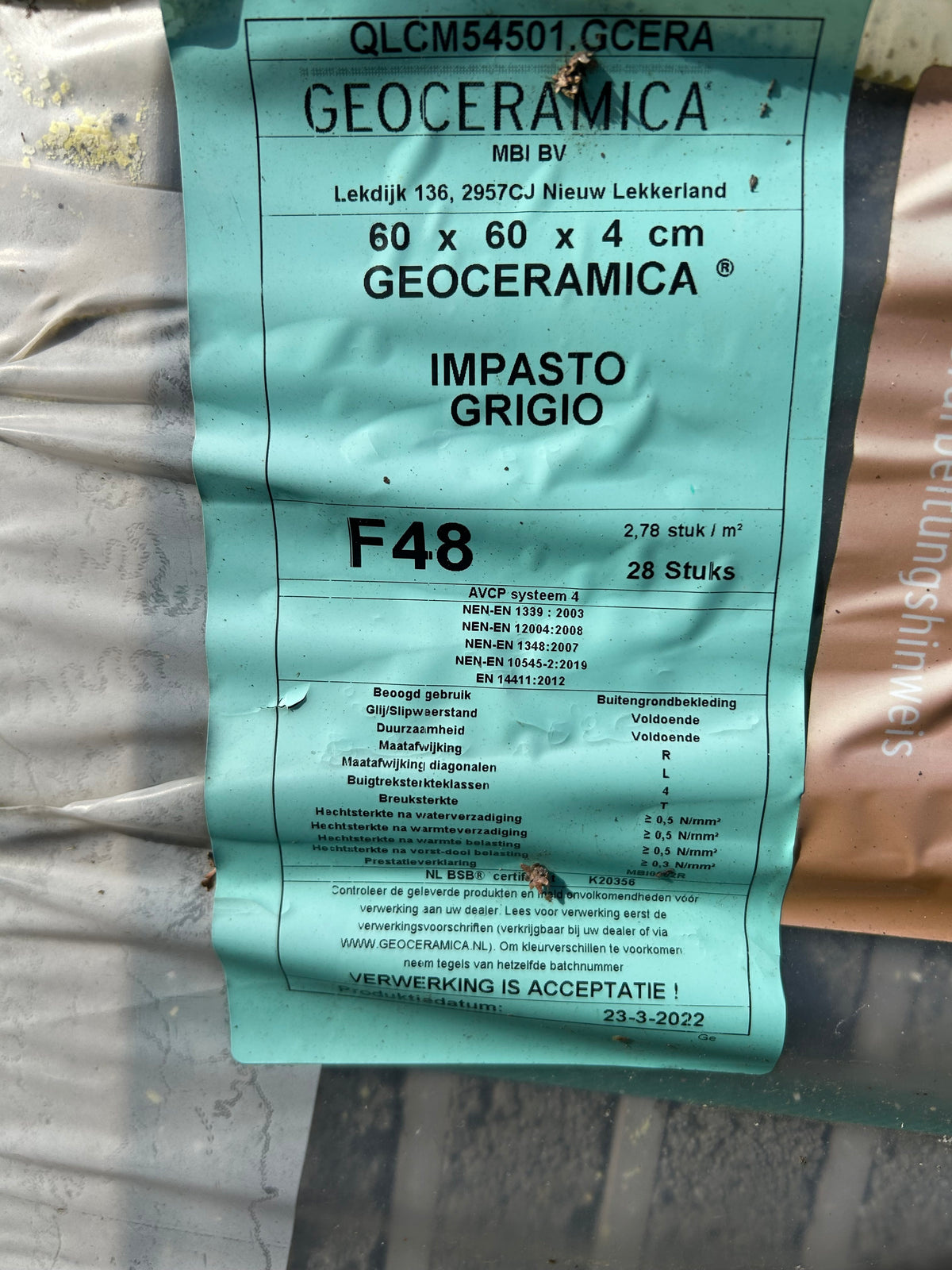 Pall GeoCeramica Impasto Grå 600×600×40 mm – 28 st, 10,08 m²