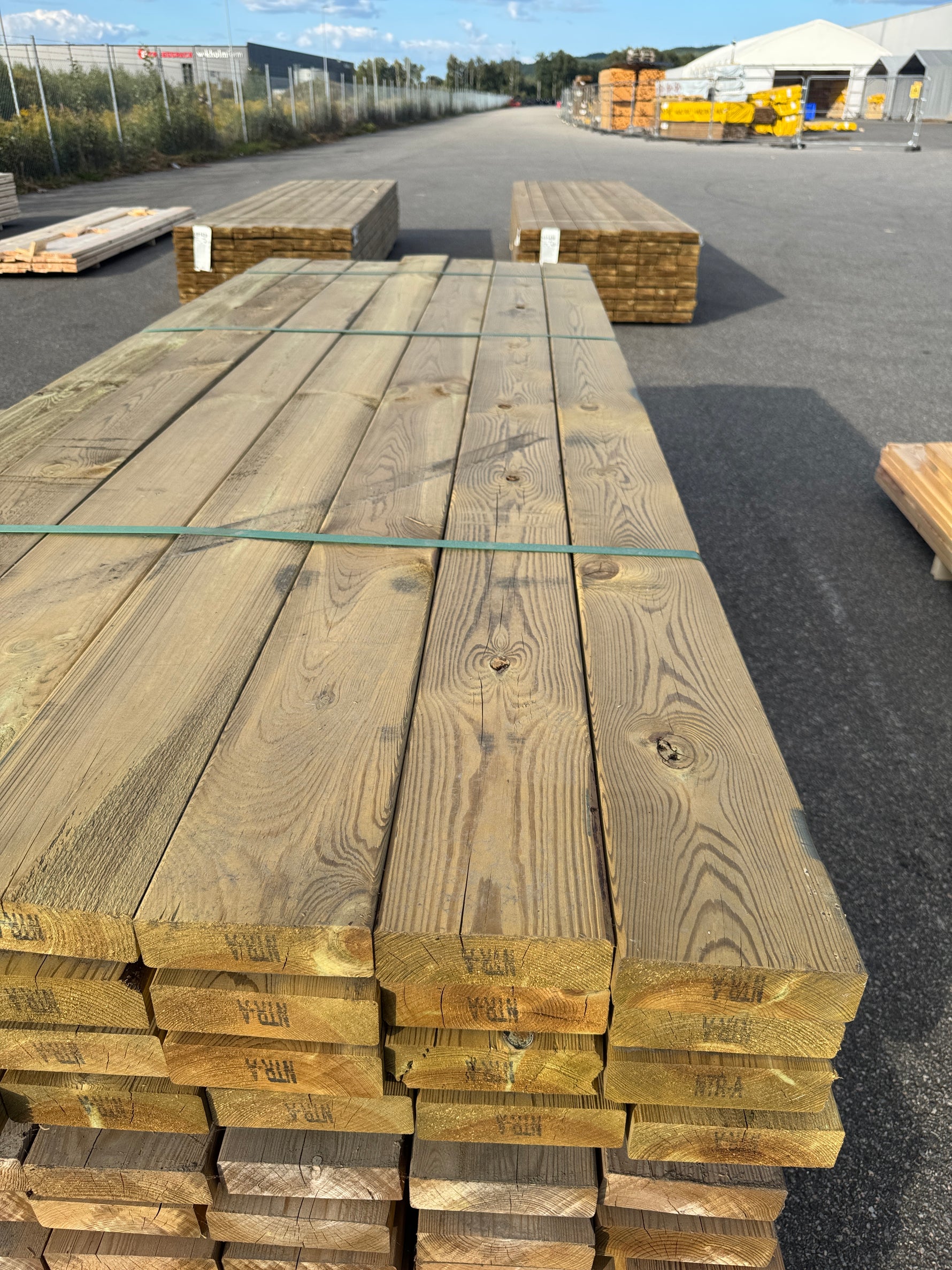 Paket Reglar 45x145 – 84st – 2.70 m – Tryckimpregnerade