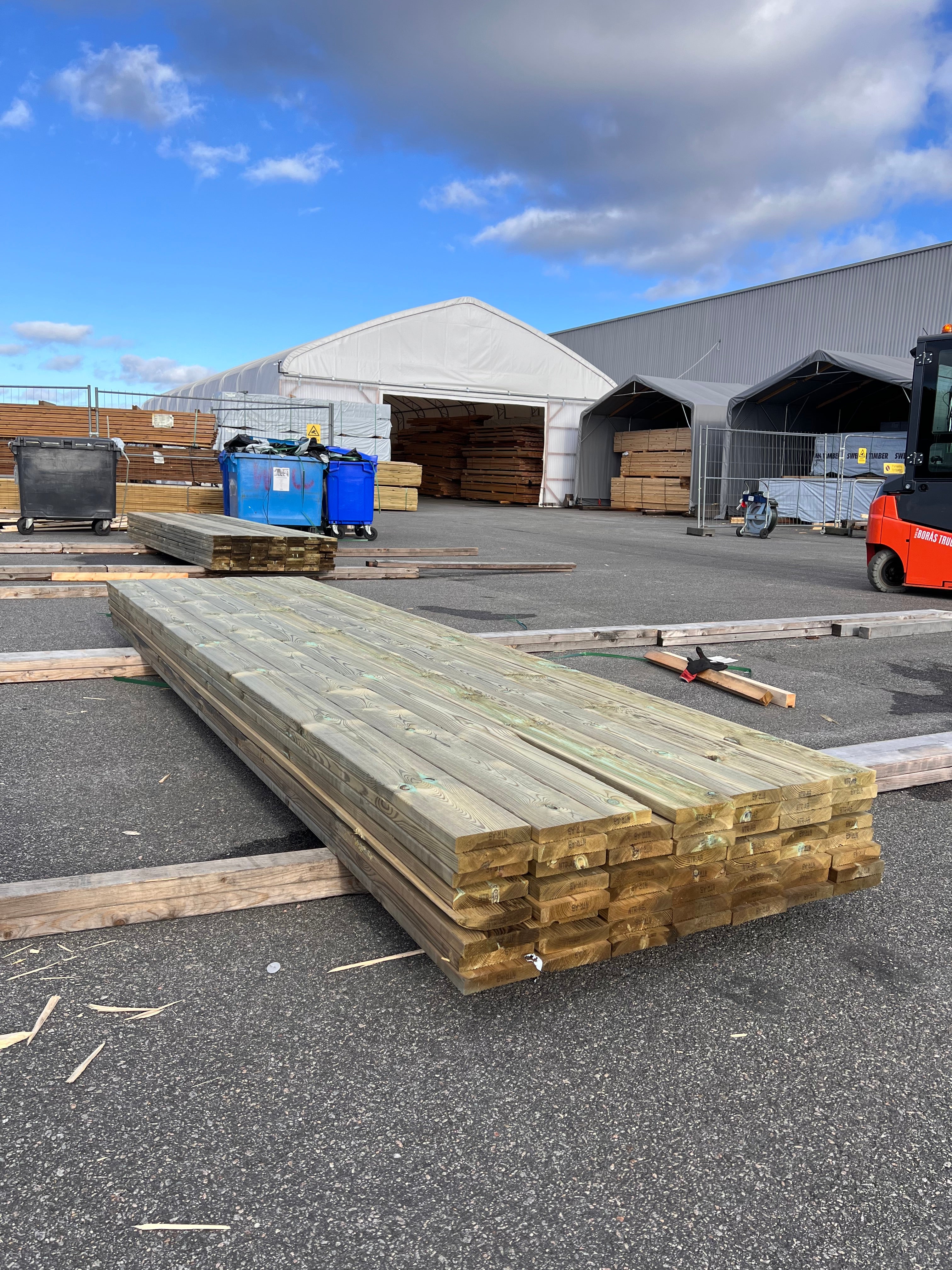 Paket Tryckimpregnerad Trall 28x145 Rillad 56 st 3,90m (B-Sortering)