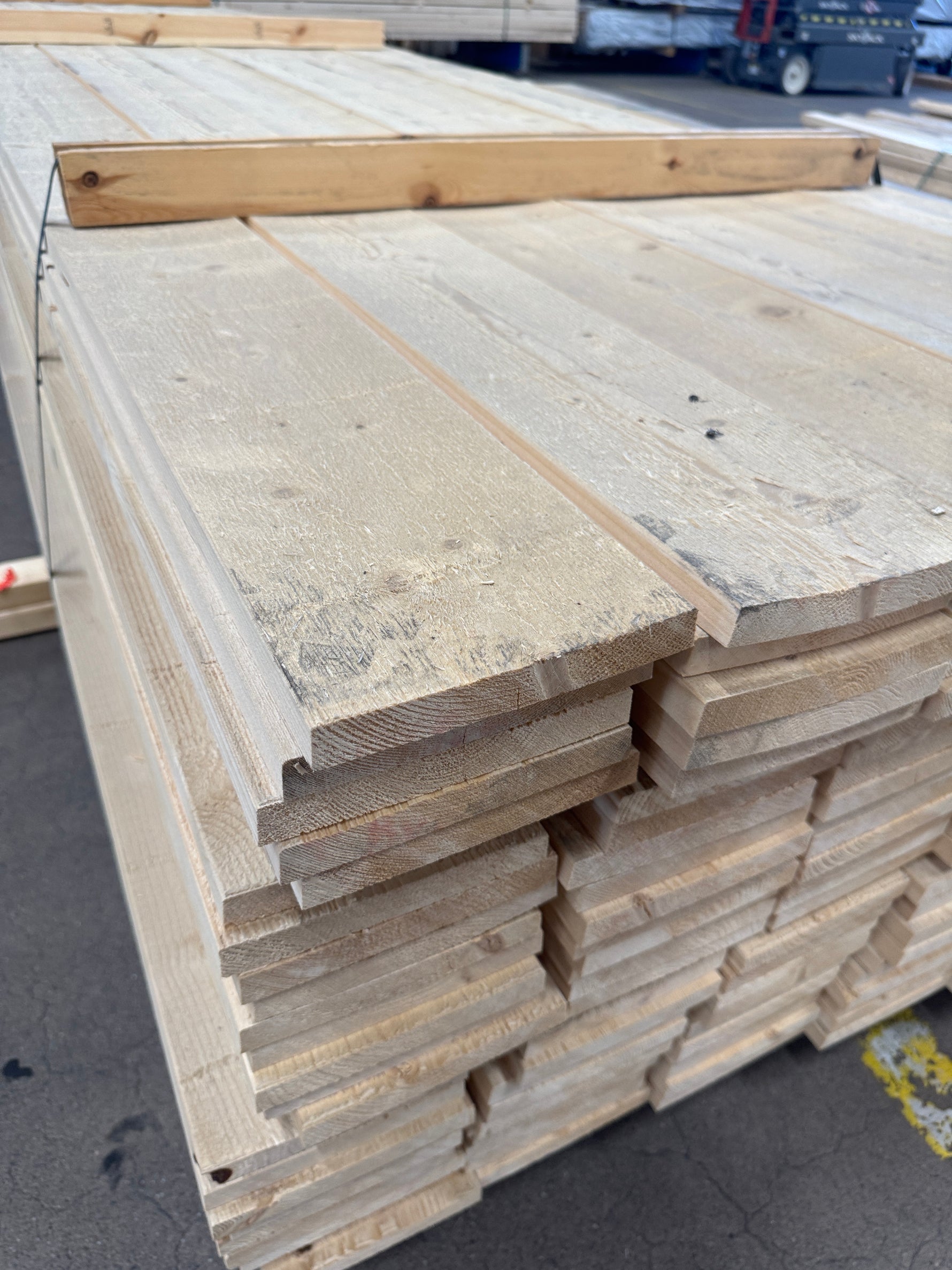 Paket Finsågad Panel 22x165mm 4,80m – 150 st Revor