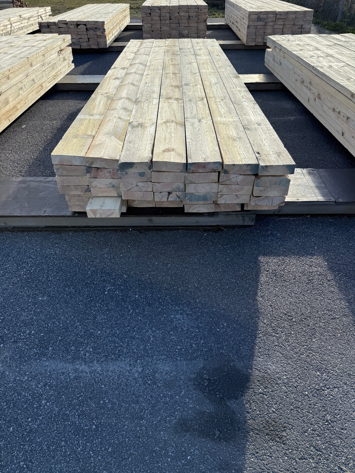 Paket Ohyvlade Reglar 47x150mm (3,30–3,60m) 49st Fuktskadat