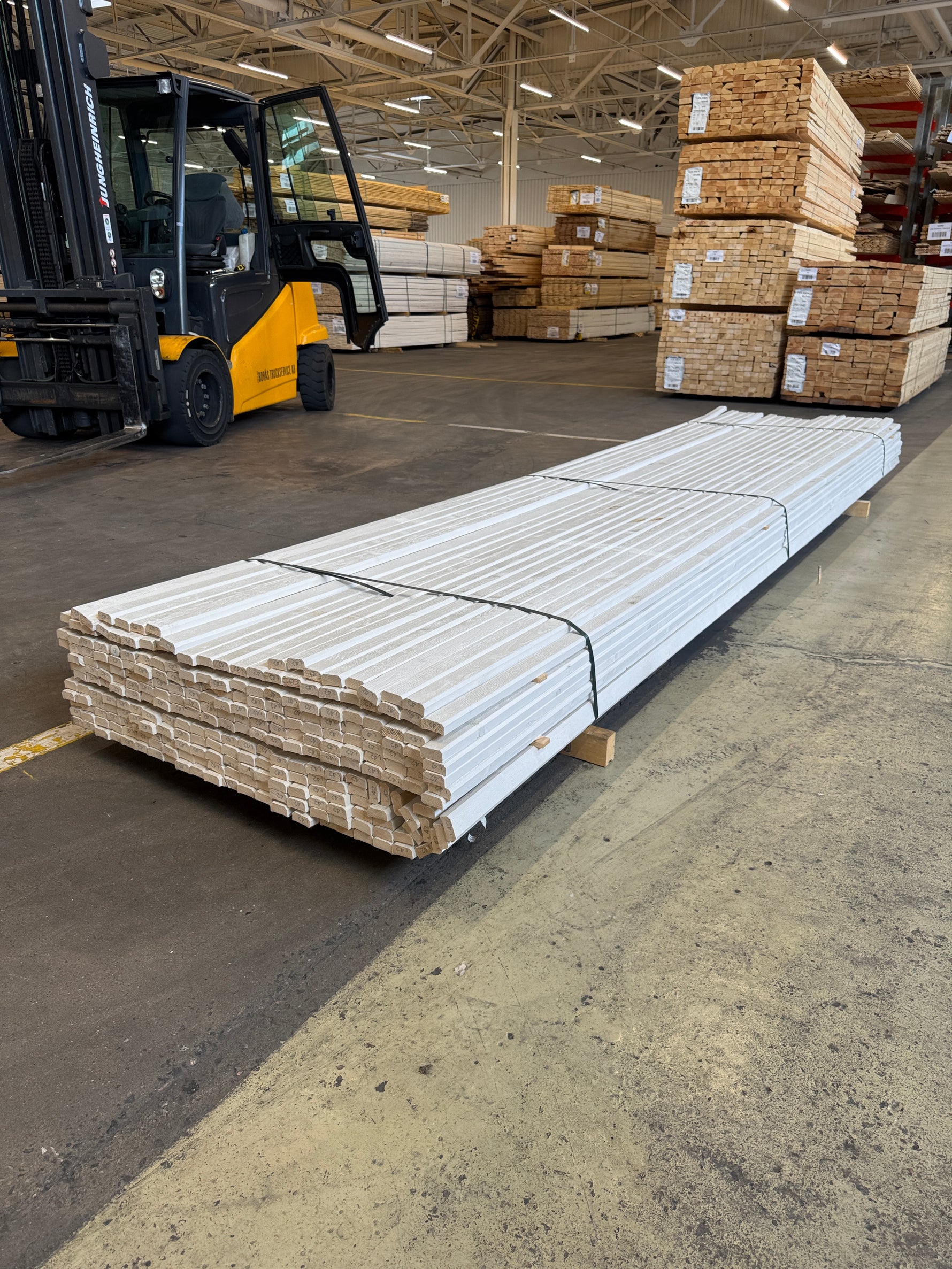 Paket Fasadläkt 22x45mm 4,20m – 260 st Vit