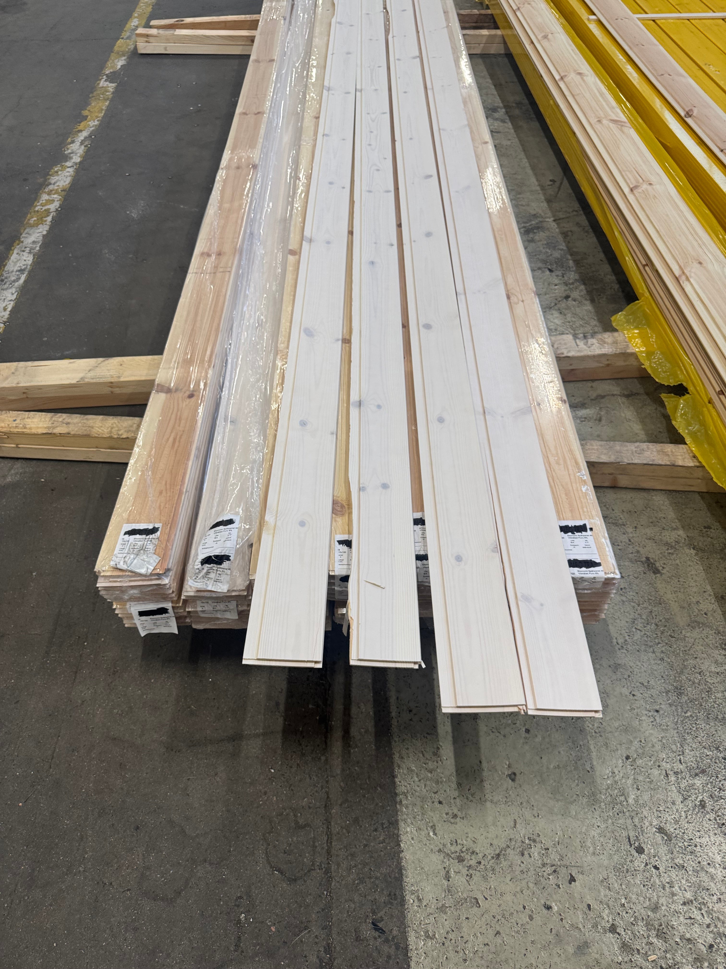 Paket Innerpanel Spårpanel 13x120mm – Skadat (Vitlaserad Ekonomi)