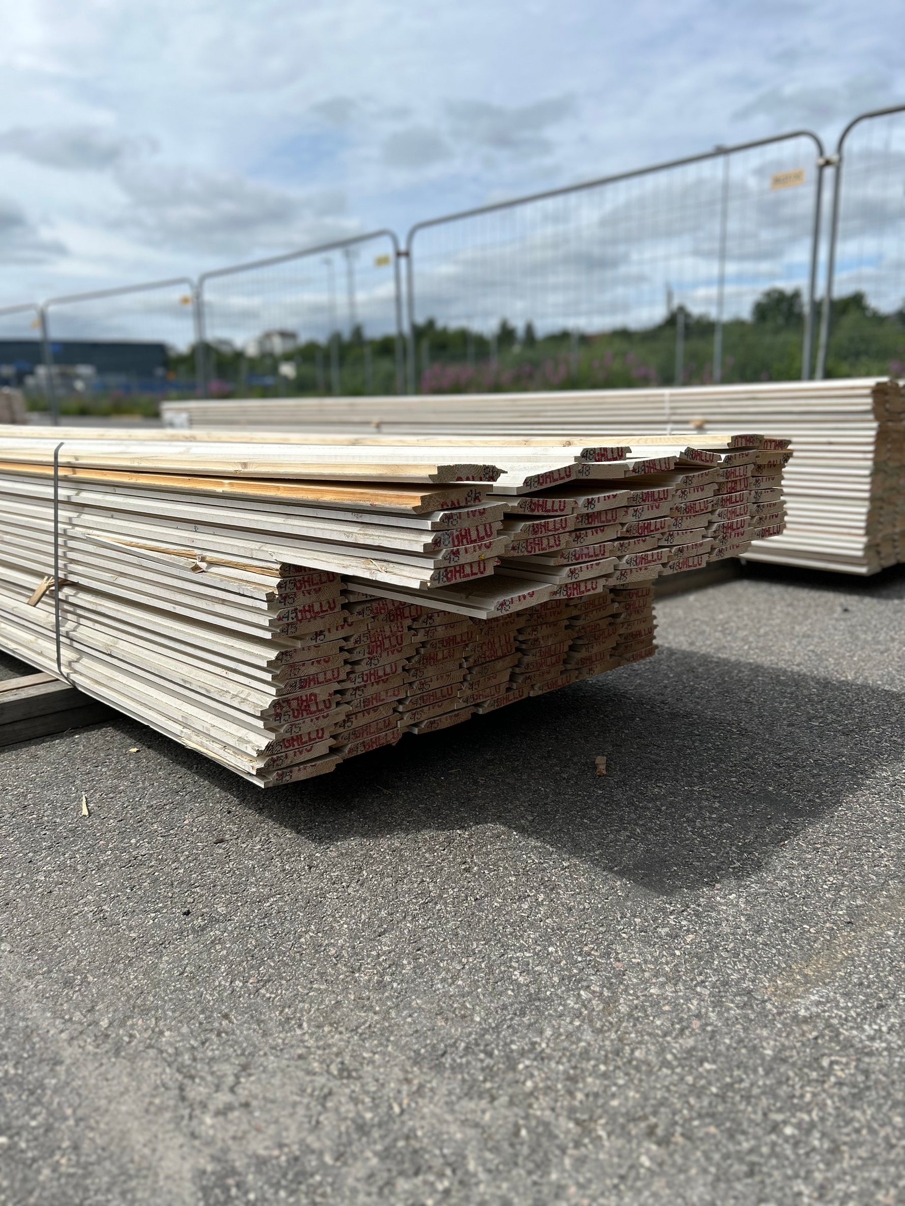 Paket Dubbelfas Halvspont 22x145mm 4.50-4.80m 140st Grundmålad