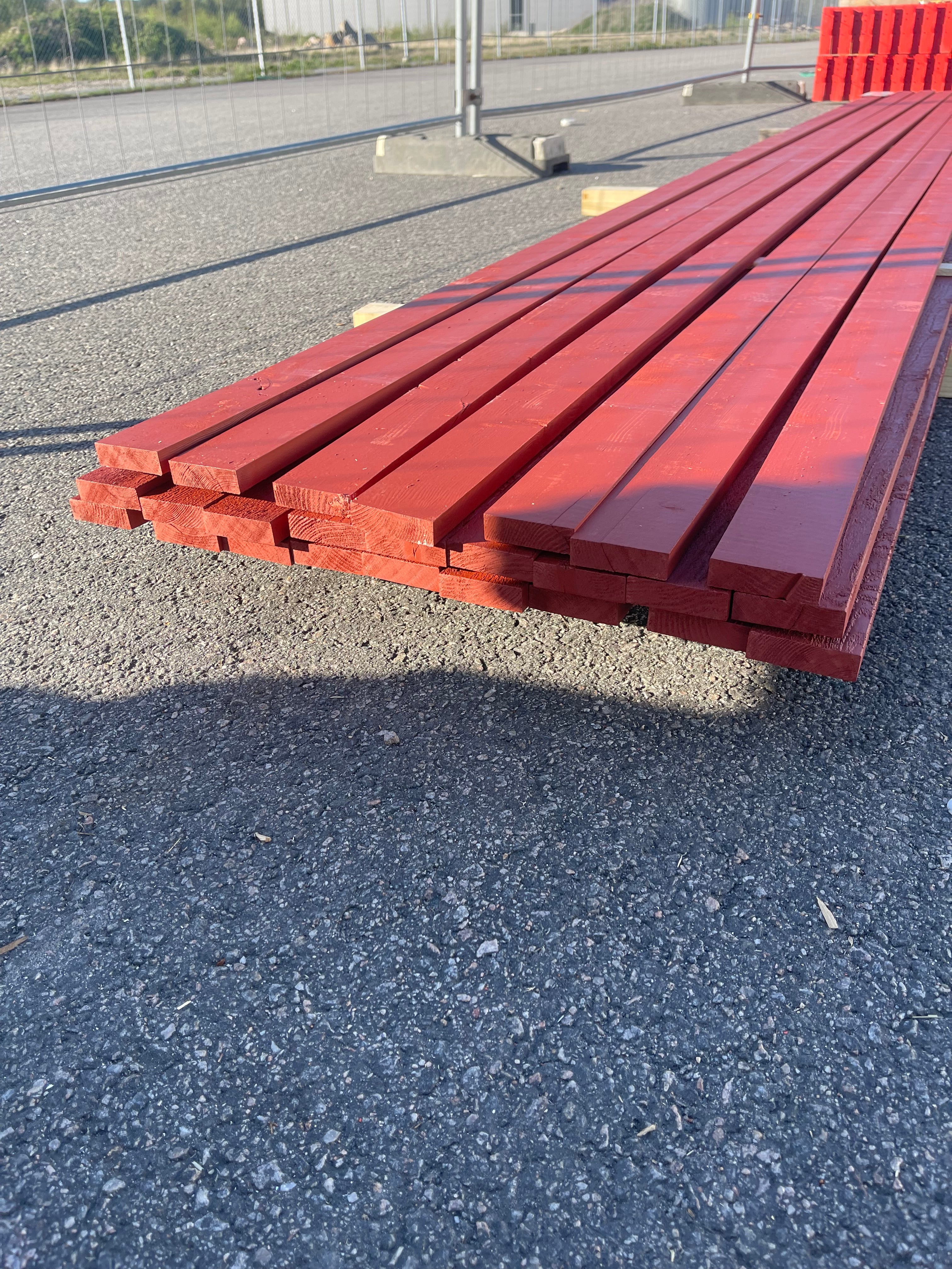 Paket Panel 21x70 mm – 4,80 m – 25 st – Färg 5040-Y80R