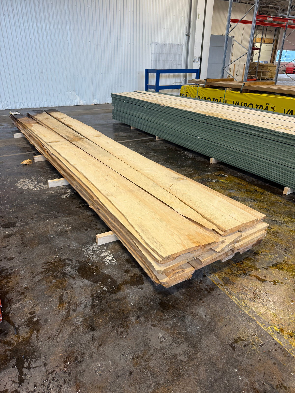 Parti Vildmarkspanel Gran cirka 25×300 mm (5,40–5,50m)  – 27 st