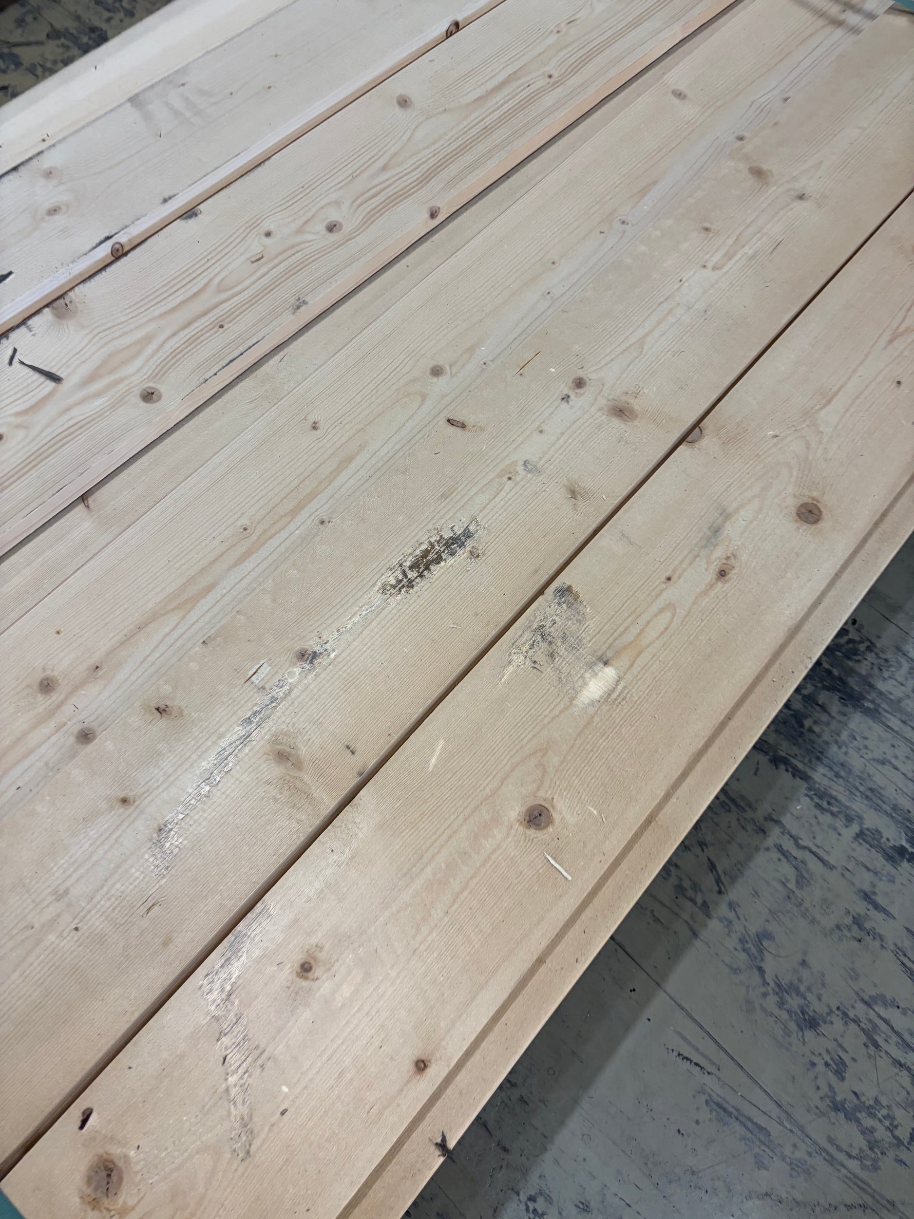 Paket Finsågade Brädor 22x170mm, (4,8–5,4 m) – 51 st Obehandlad