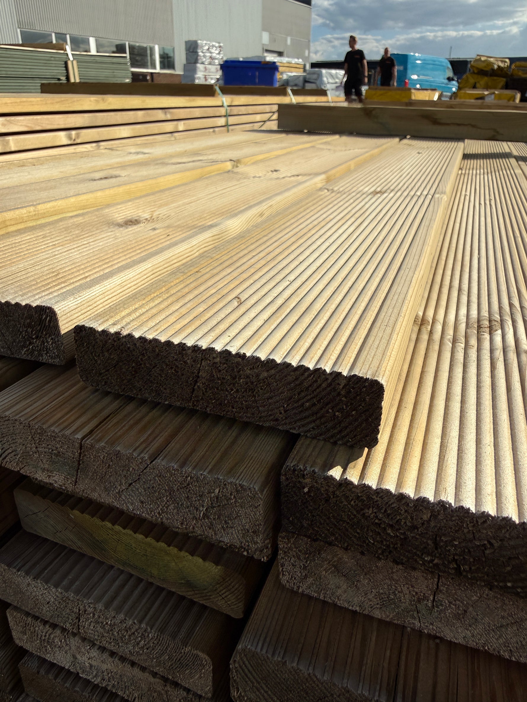 Paket Tryckimpregnerad Rillad Trall 28×120 mm 4,80m 123st (NTR-AB, G4-2)