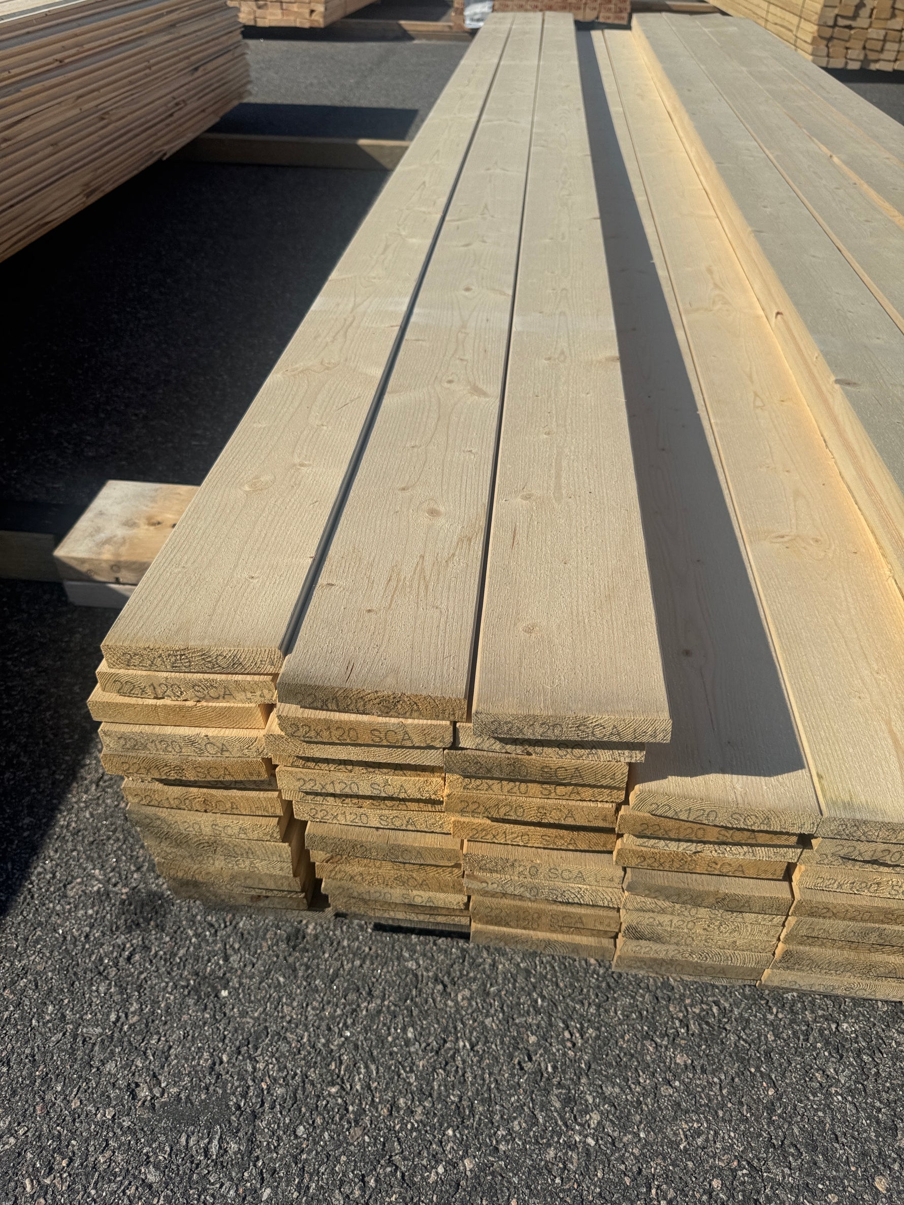 Paket Finsågade Brädor 22x120mm 4,20m 114st B-sortering
