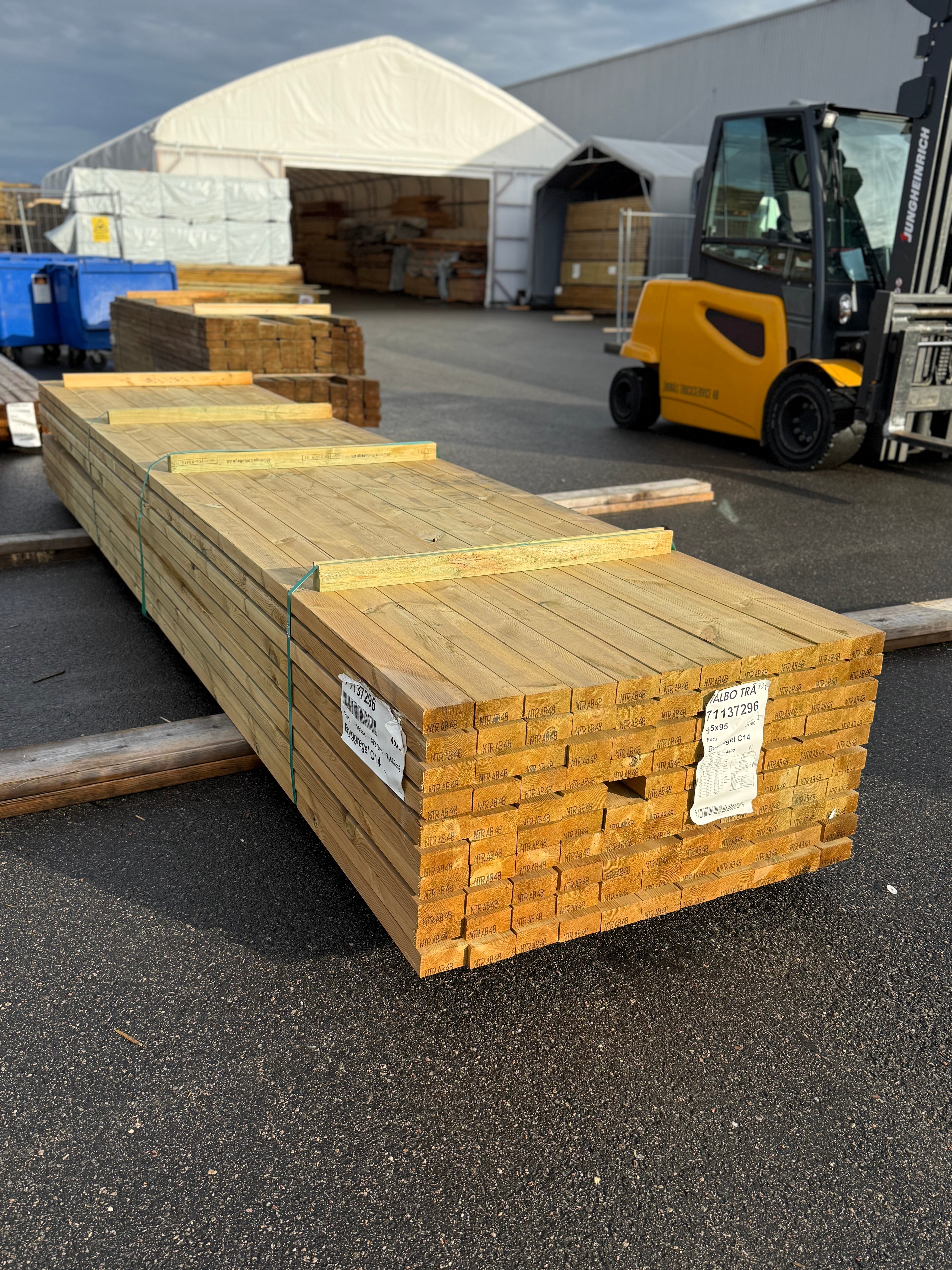 Paket Tryckimpregnerade Reglar 45x95mm – 110 st (4,80 m, Furu C14)