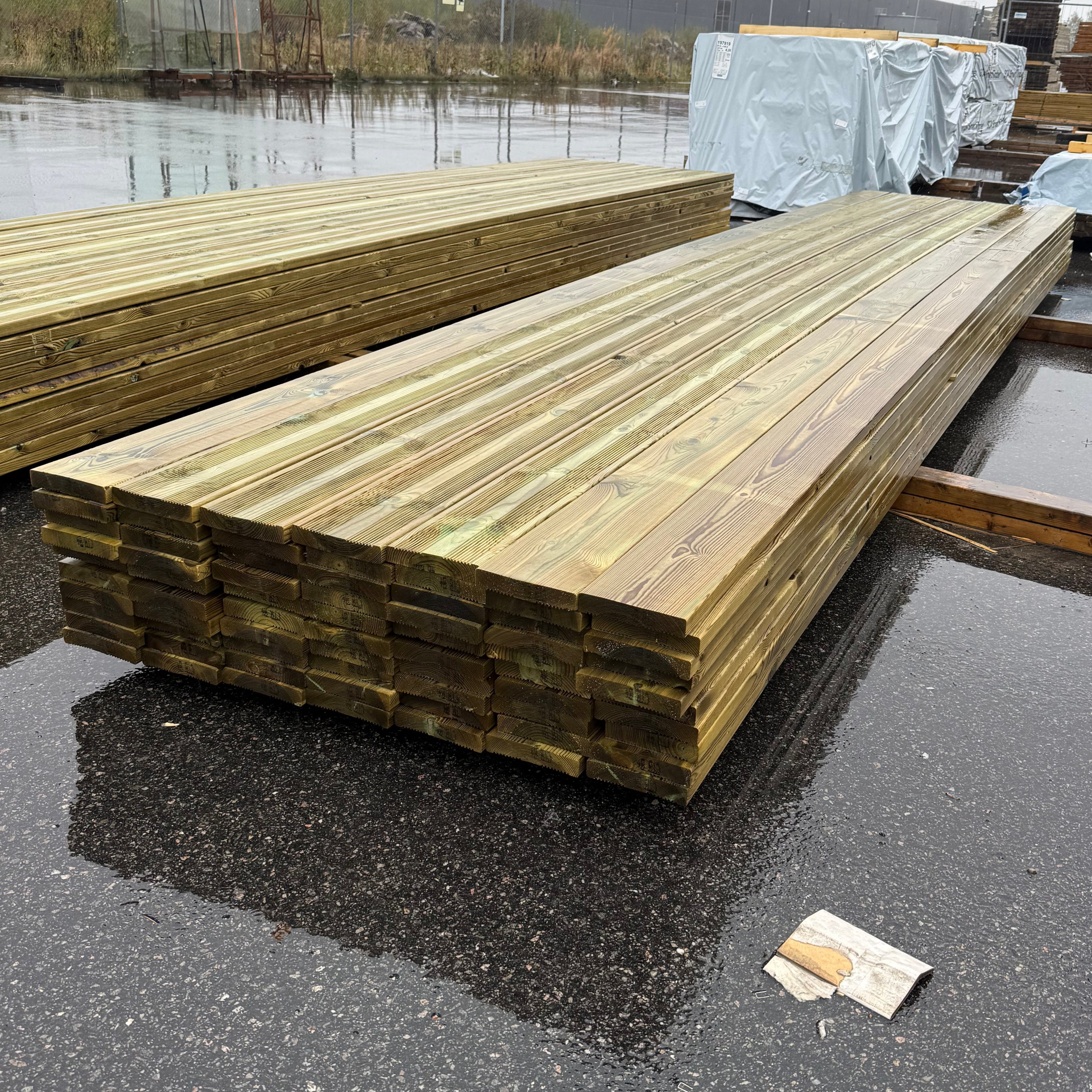 Paket Tryckimpregnerad Rillad Trall 27x145mm 5.40m- 70st (B-Sortering)