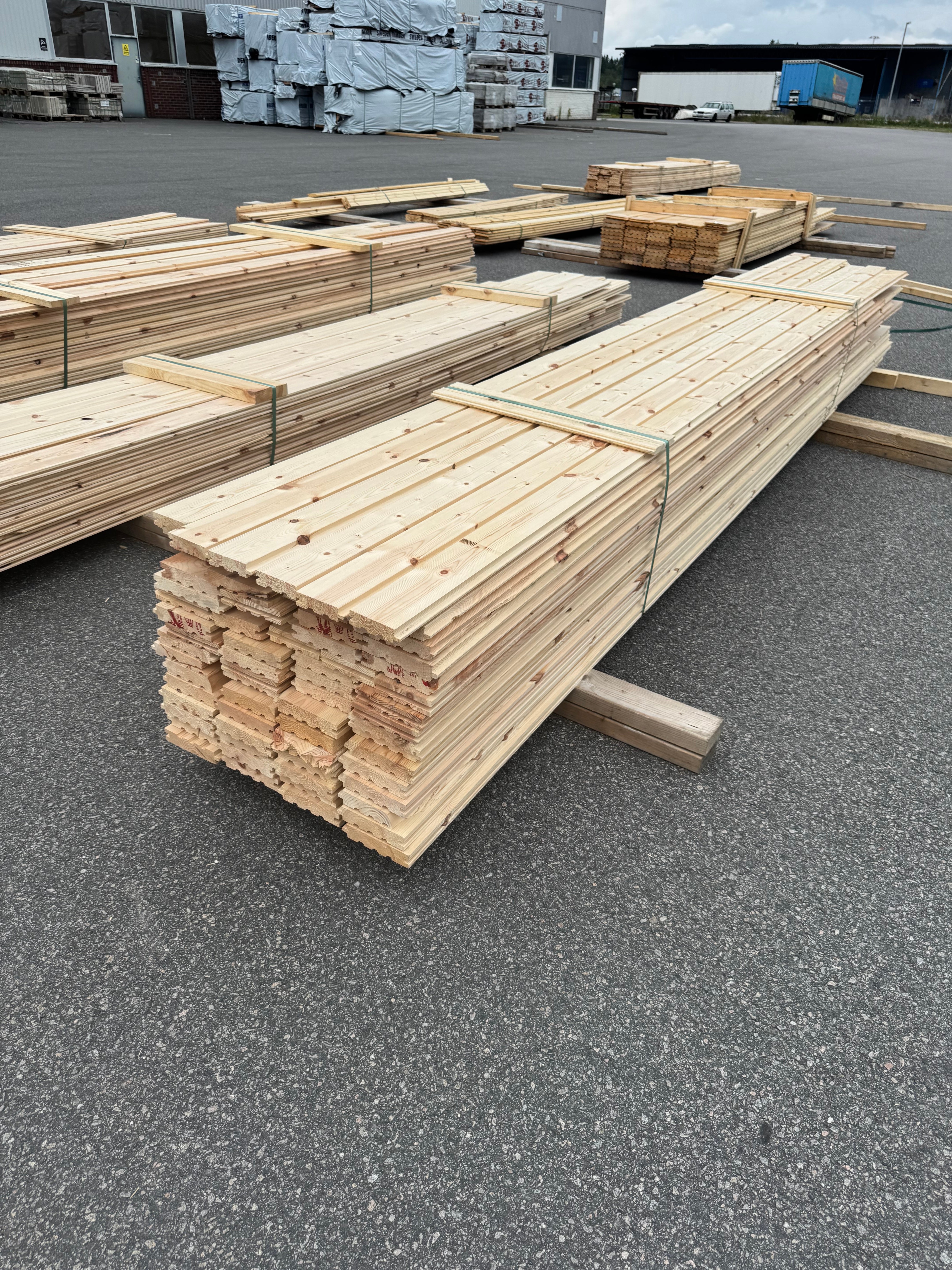 Paket Golv – Blandade Dimensioner (66 st / 3,3–4,25 m)