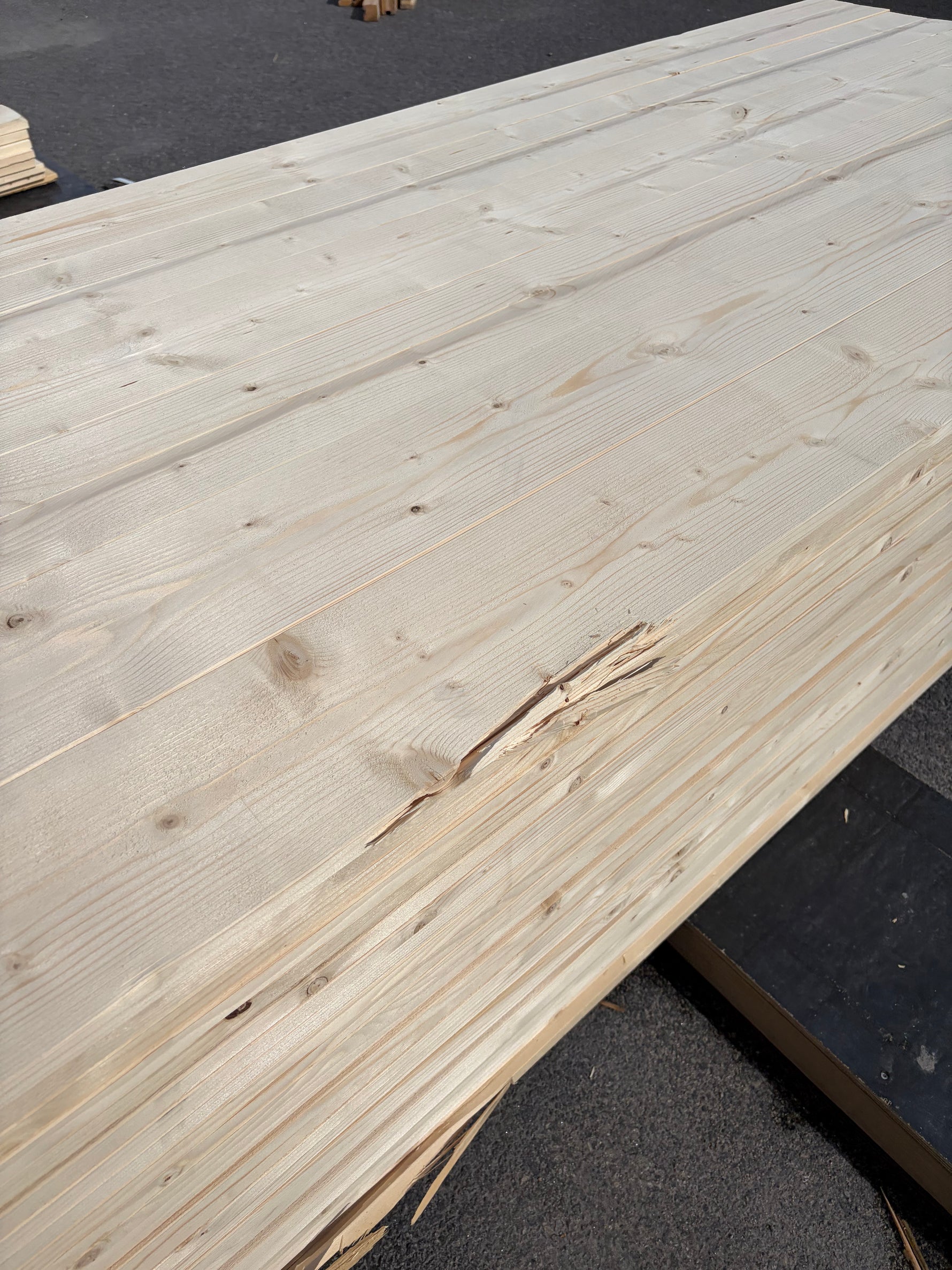 Paket Ytterpanel 22x170mm, 156st 5,40m (Andra sortering)