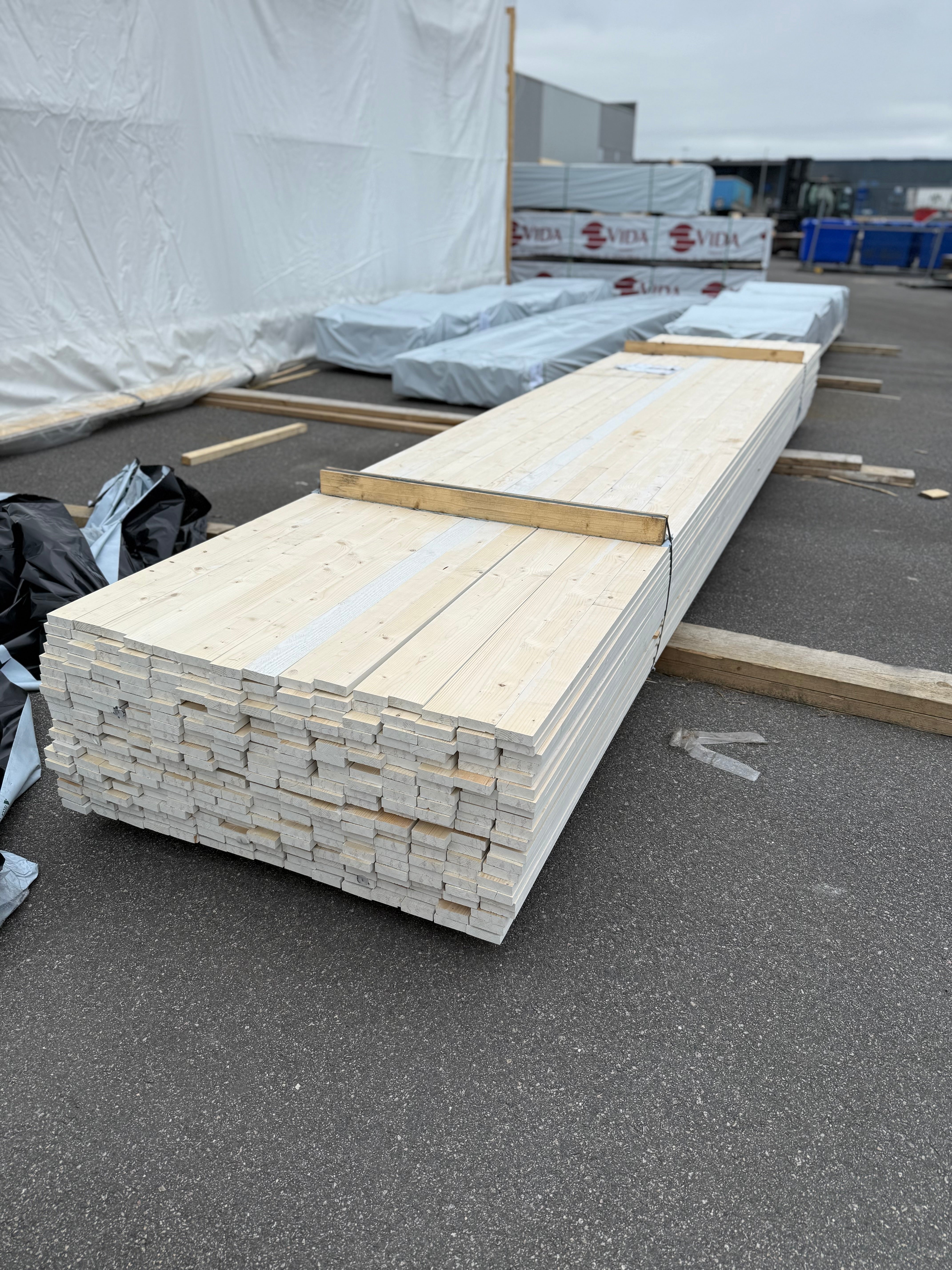 Paket Finsågade Brädor 21x70mm 5.40m  315st