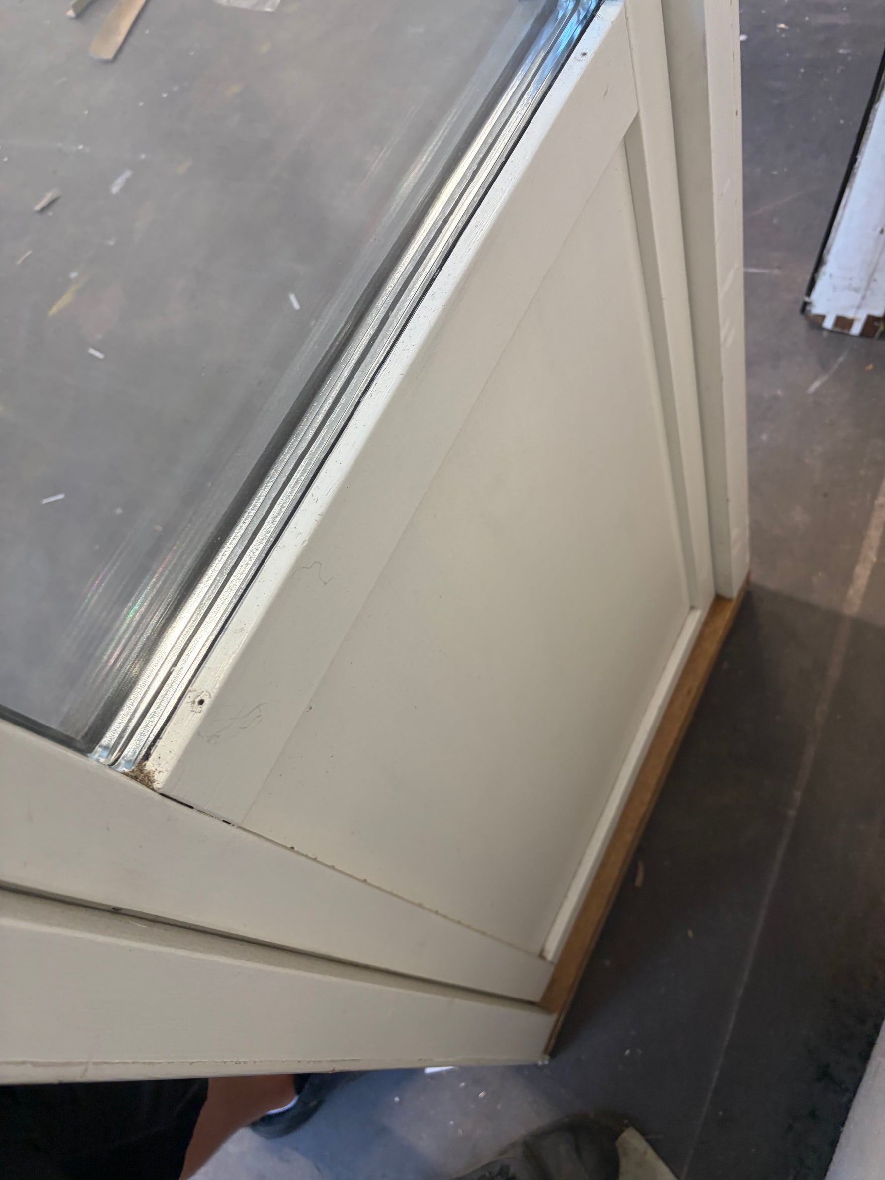 Begagnad altandörr 208,5x68,5 cm alu/trä – NR 2