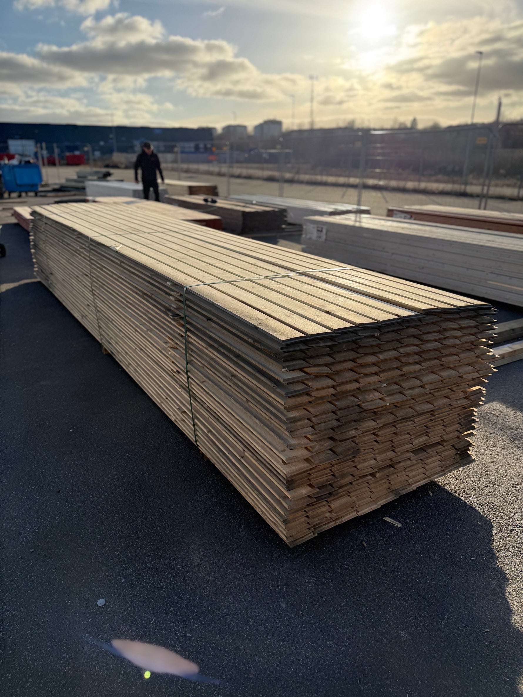 Paket Ytterpanel Enkelfas Fals Ändspont 22x120mm – 250 st 5,40 m - Spirec