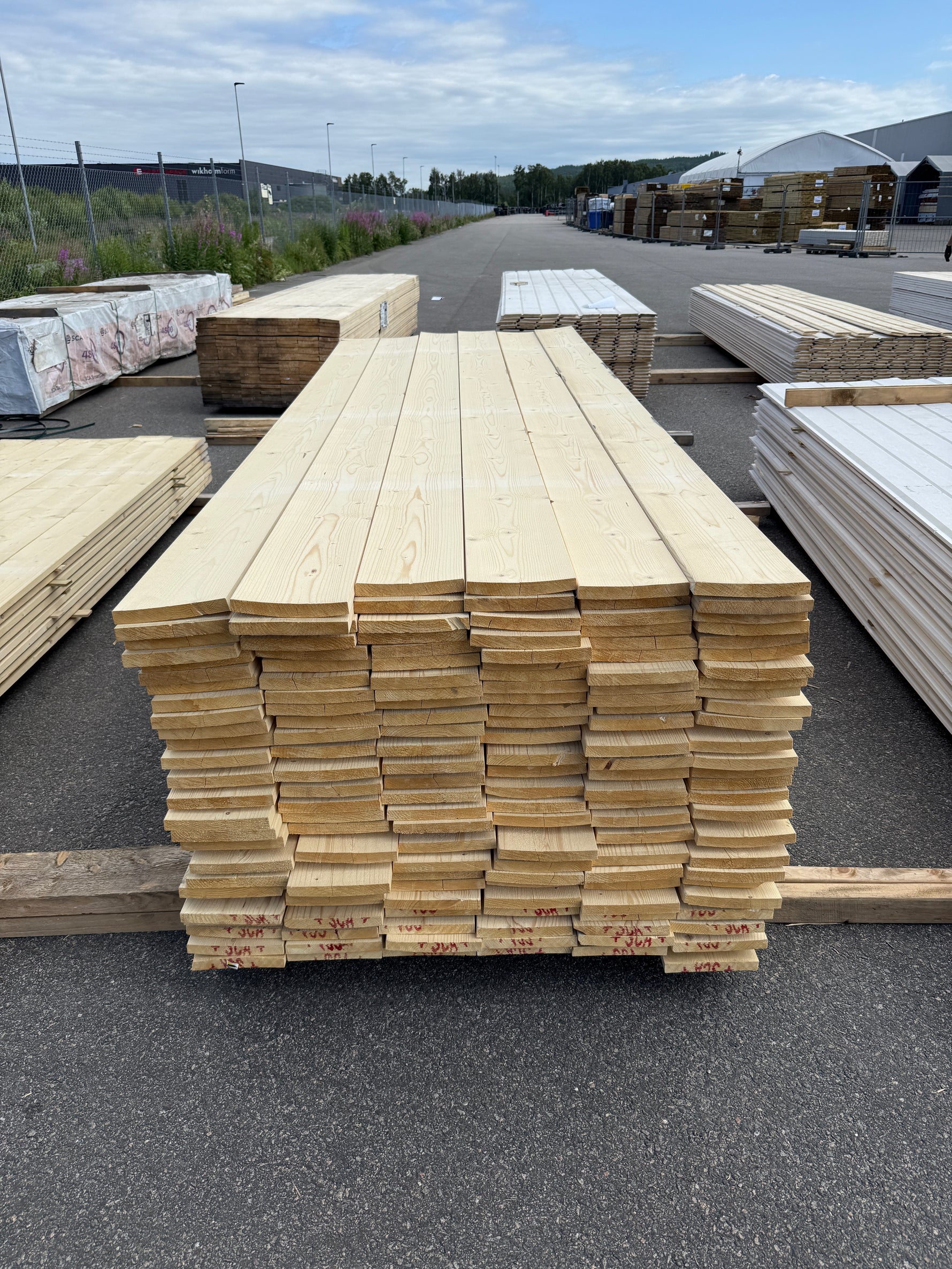Paket Finsågade Brädor 22x170mm, 156st 3.0m- Obehandlade